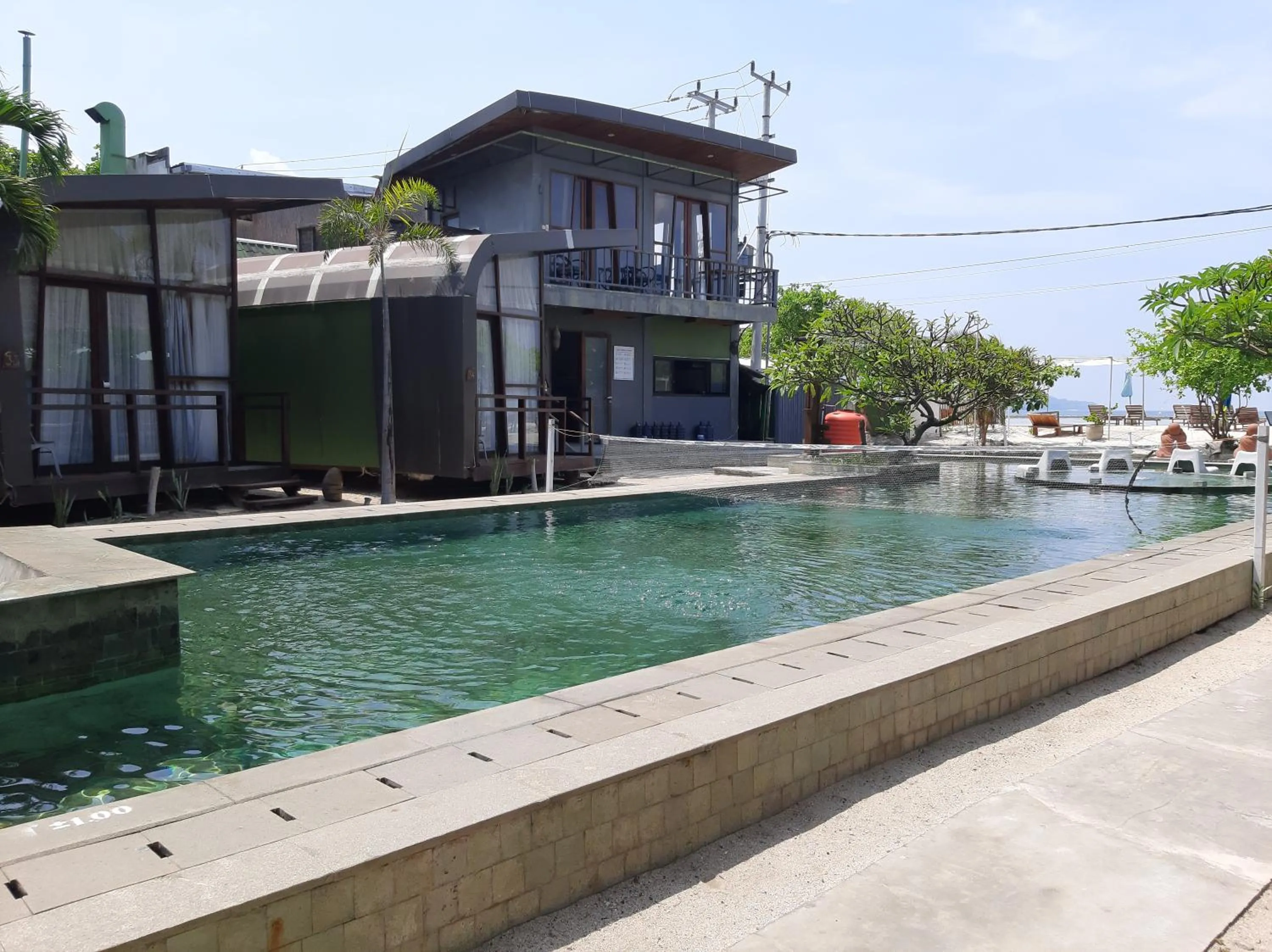 Swimming pool in Mola2 Resort Gili Air