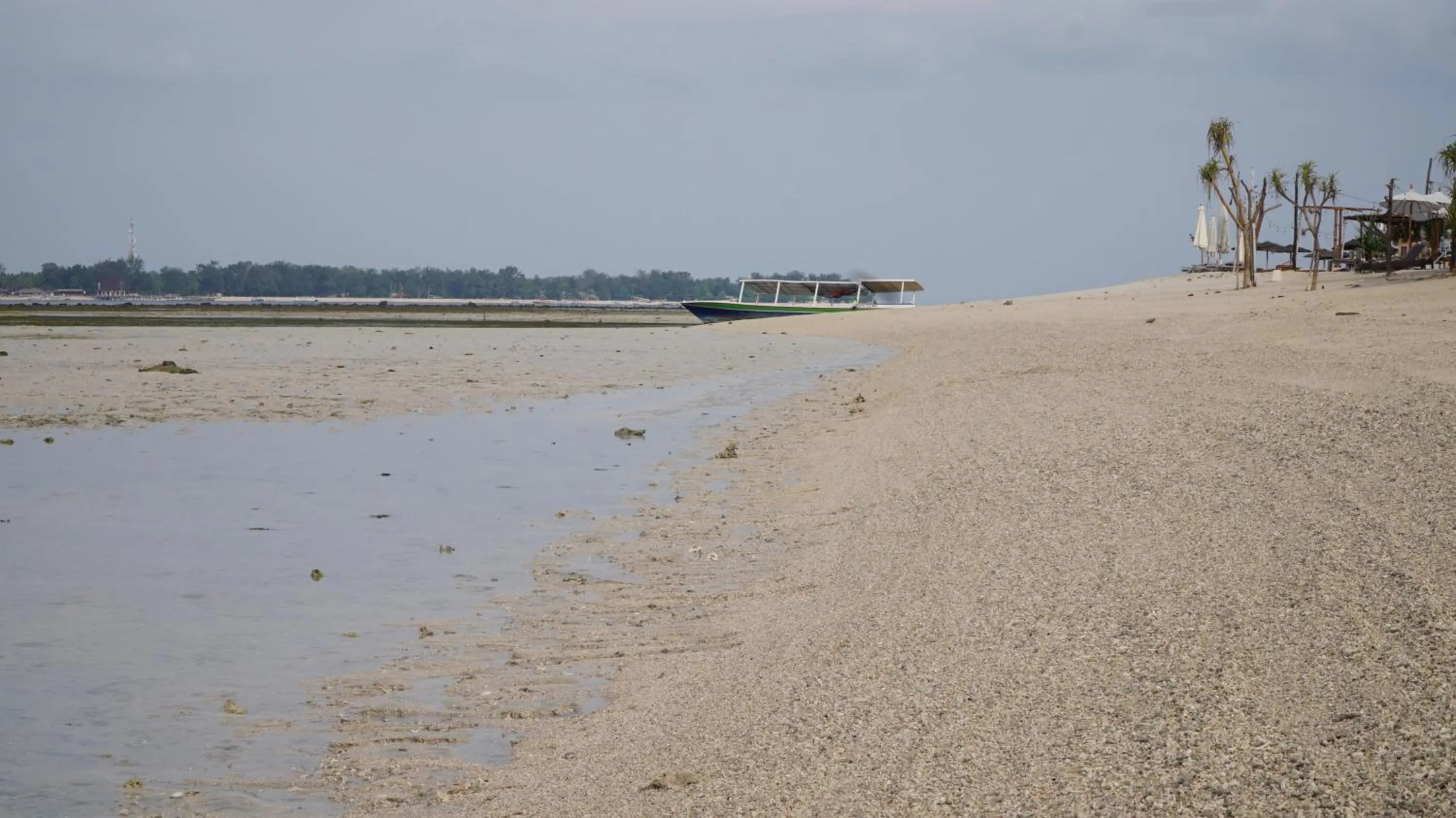 Day in Mola2 Resort Gili Air