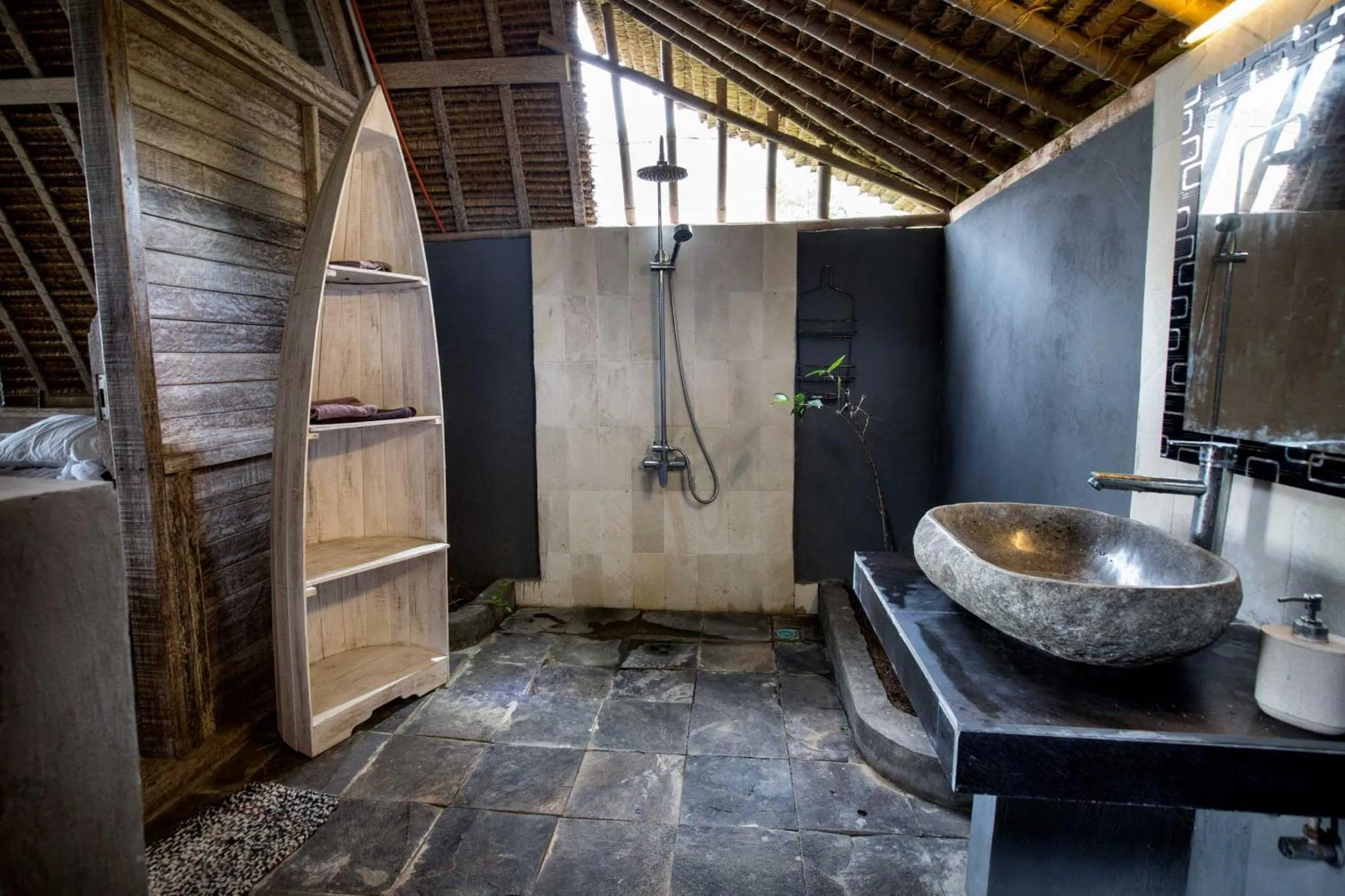 Bathroom in Gipsy Beach Bungalows