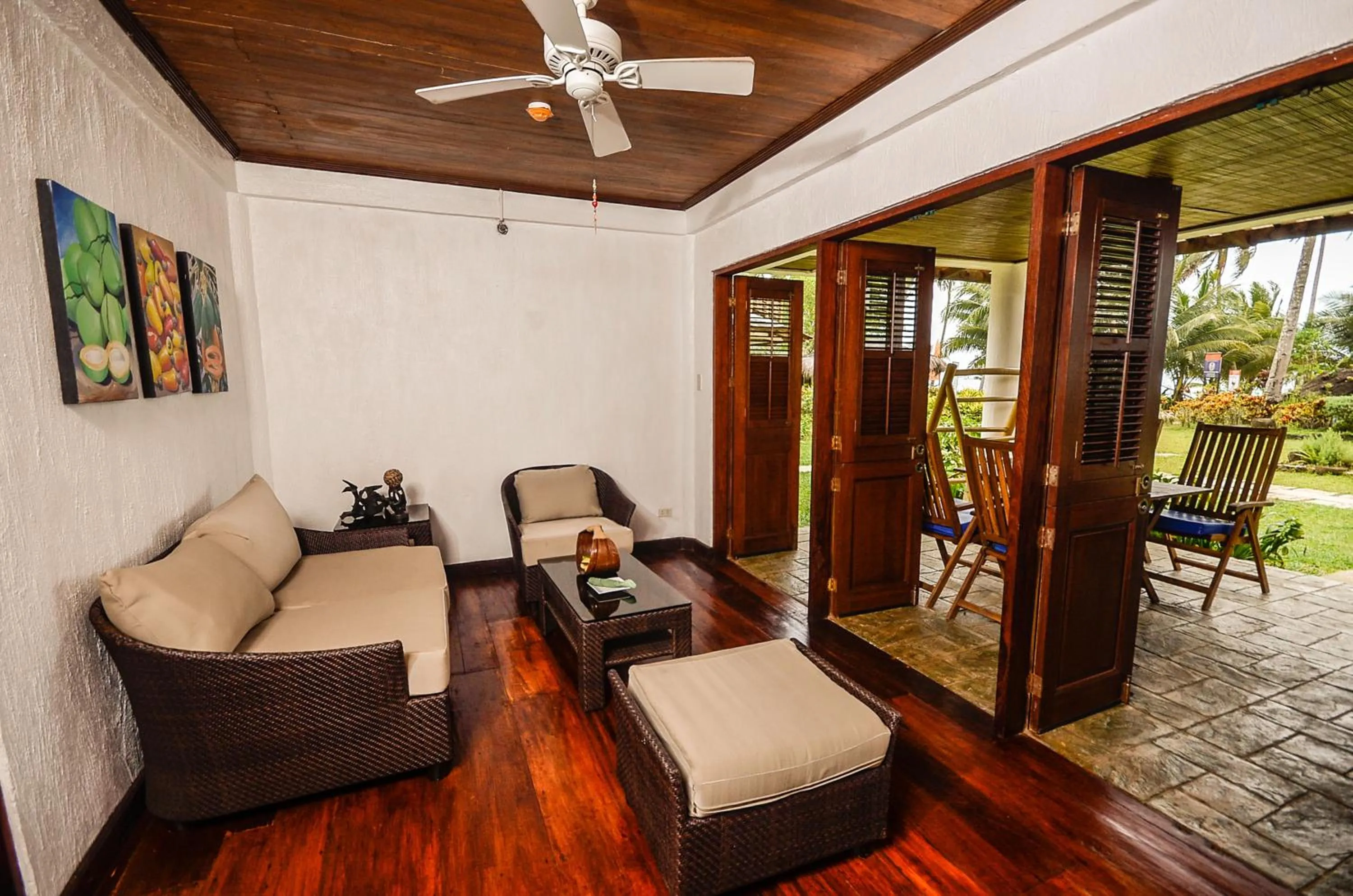 Living room in Daluyon Beach and Mountain Resort