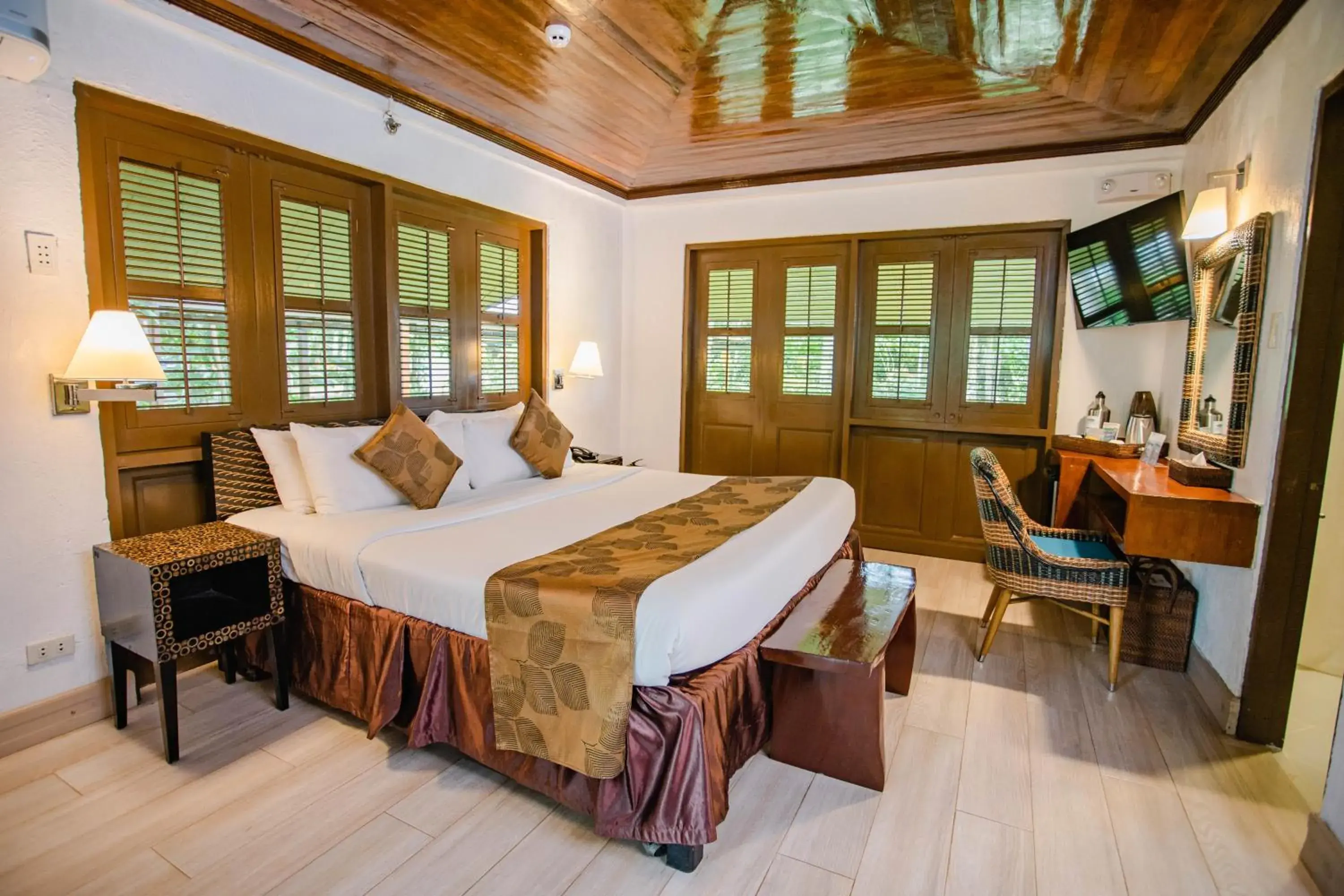 Beach Front - Junior Suite in Daluyon Beach and Mountain Resort Beach Front - Junior Suite in Daluyon Beach and Mountain Resort