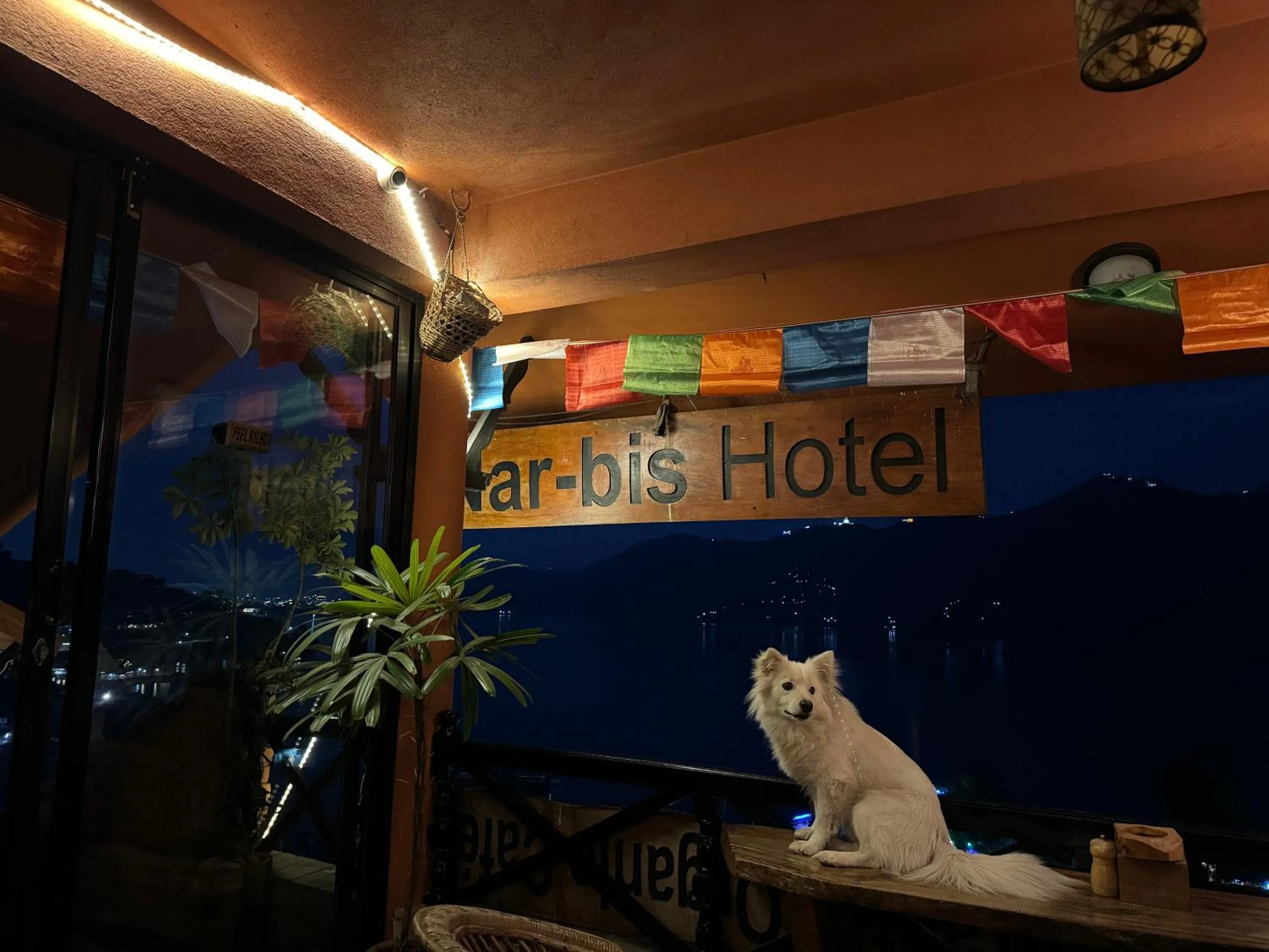 Nar-Bis Hotel