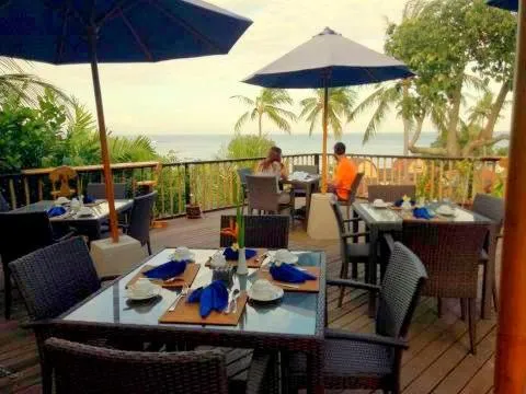 Restaurant/places to eat in Kebun Rohani Cottages