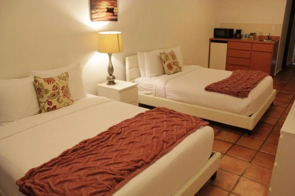Photo of the whole room, Bed in Hosteria del Mar