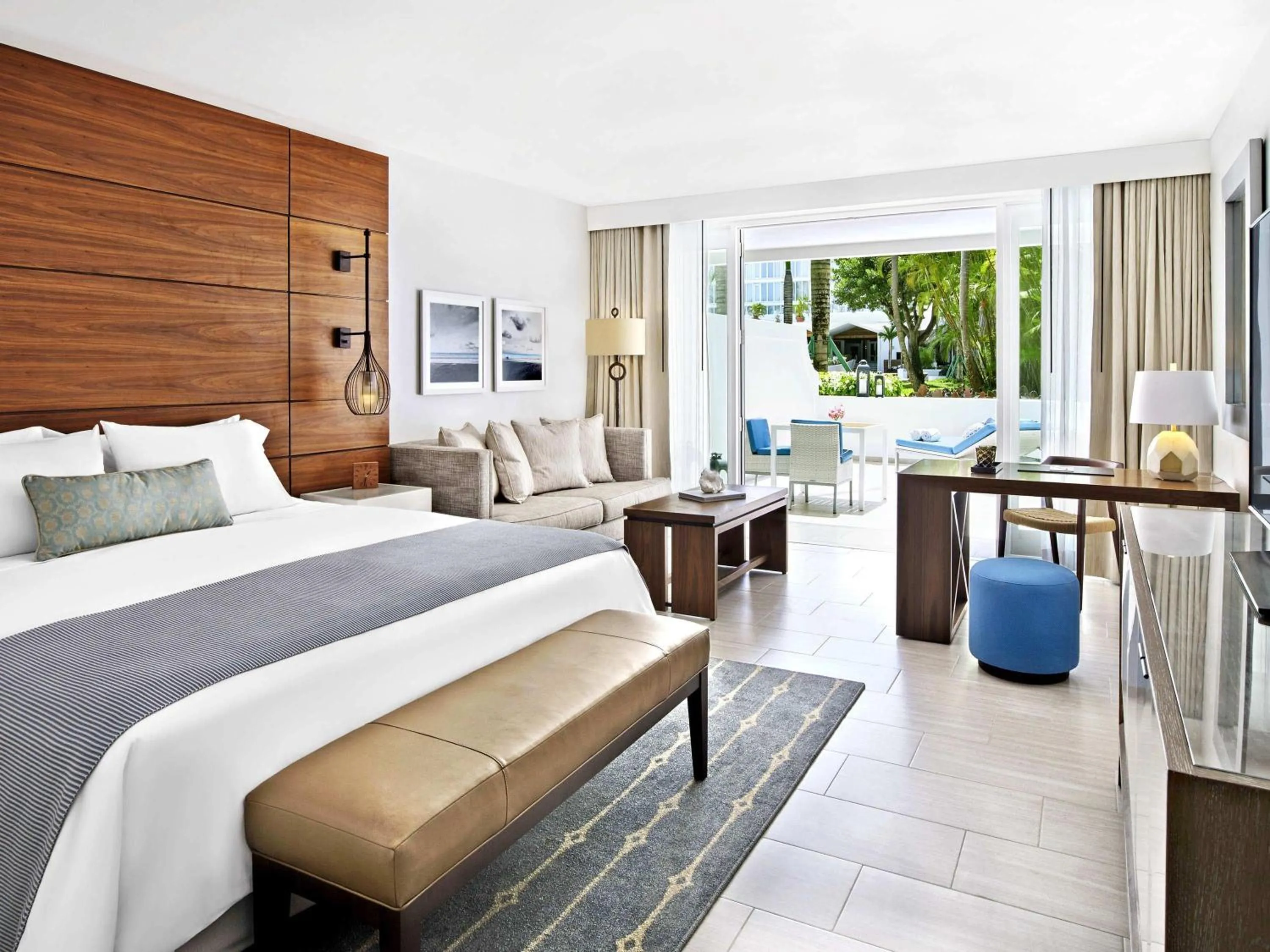 Bedroom, Bed in Fairmont El San Juan Hotel