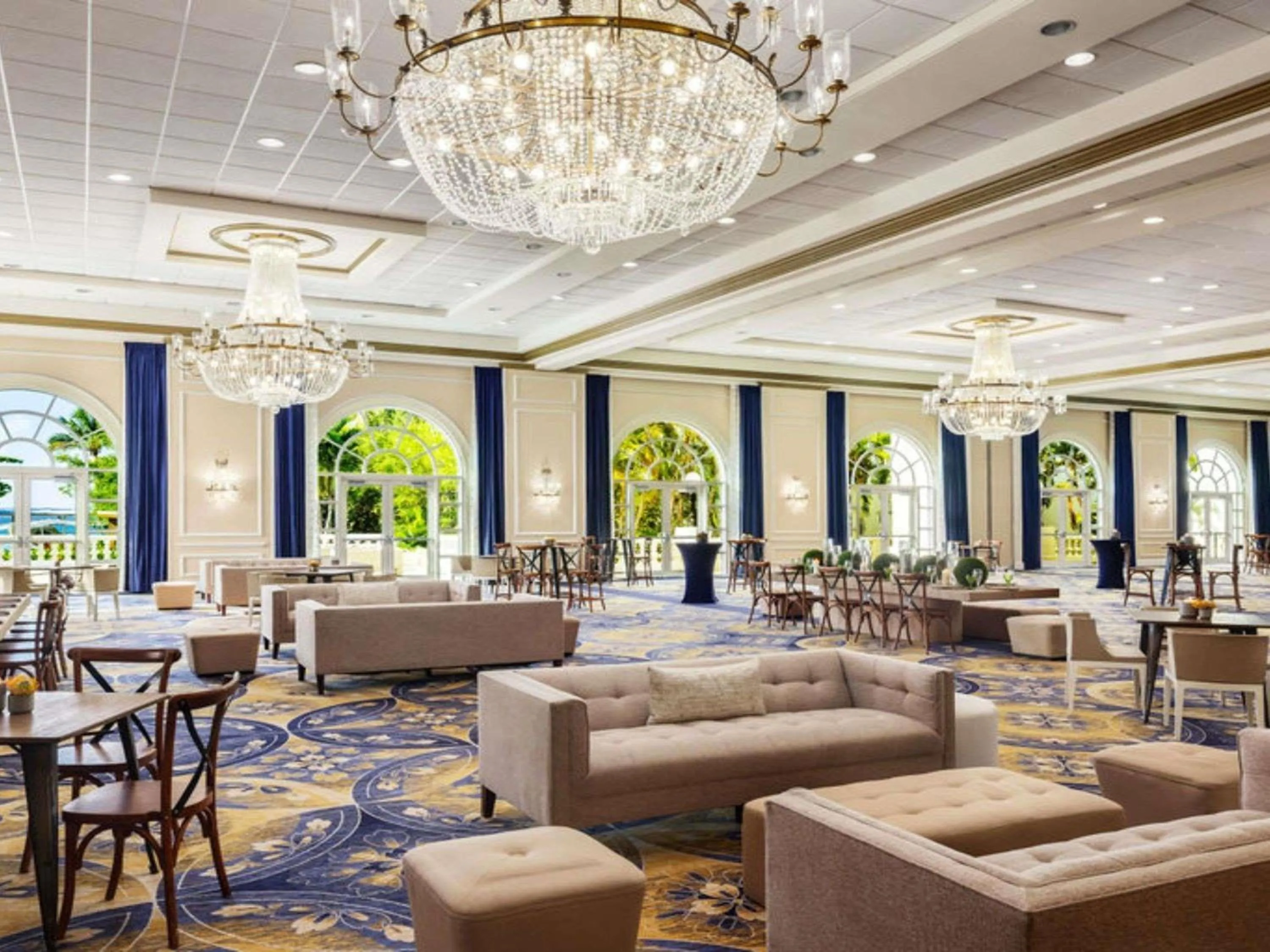 Business facilities in Fairmont El San Juan Hotel