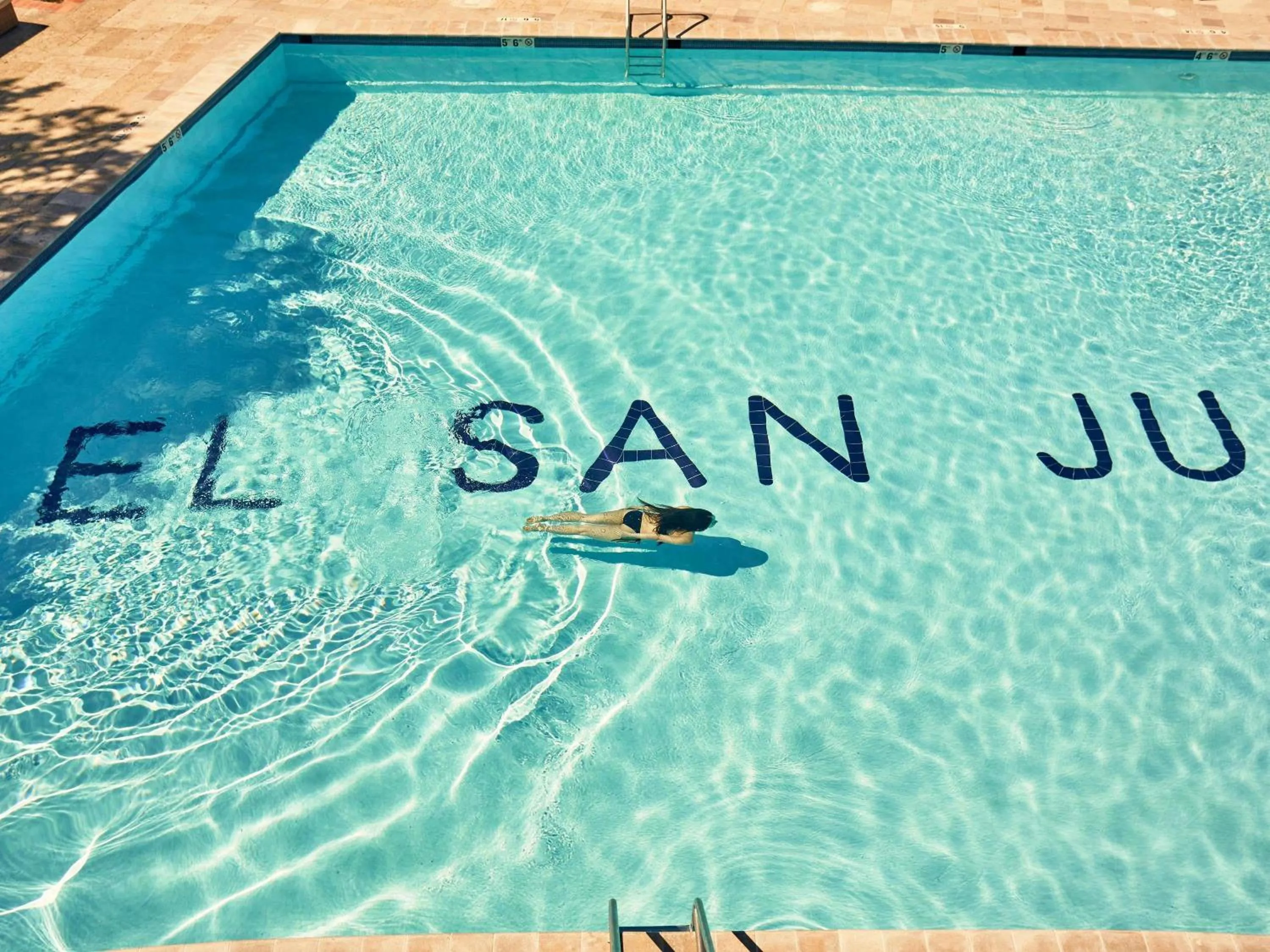 Pool view in Fairmont El San Juan Hotel