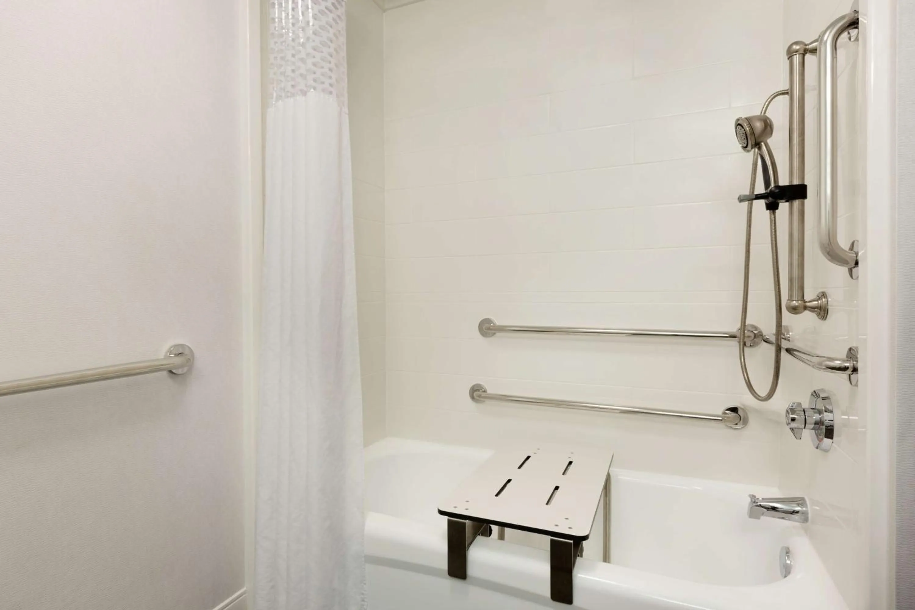 Bathroom in Hampton Inn Denville-Rockaway-Parsippany
