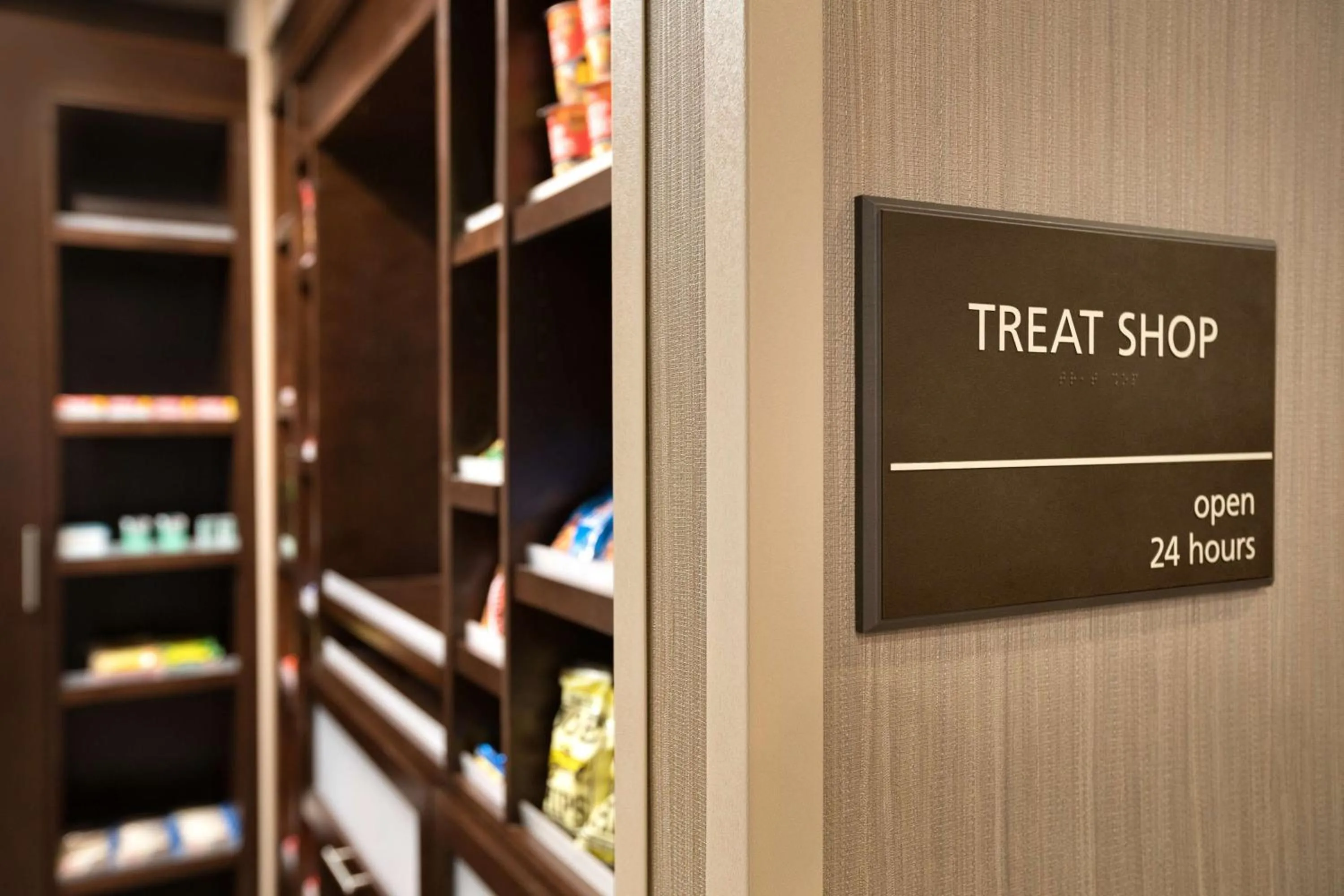 Restaurant/places to eat in Hampton Inn Denville-Rockaway-Parsippany