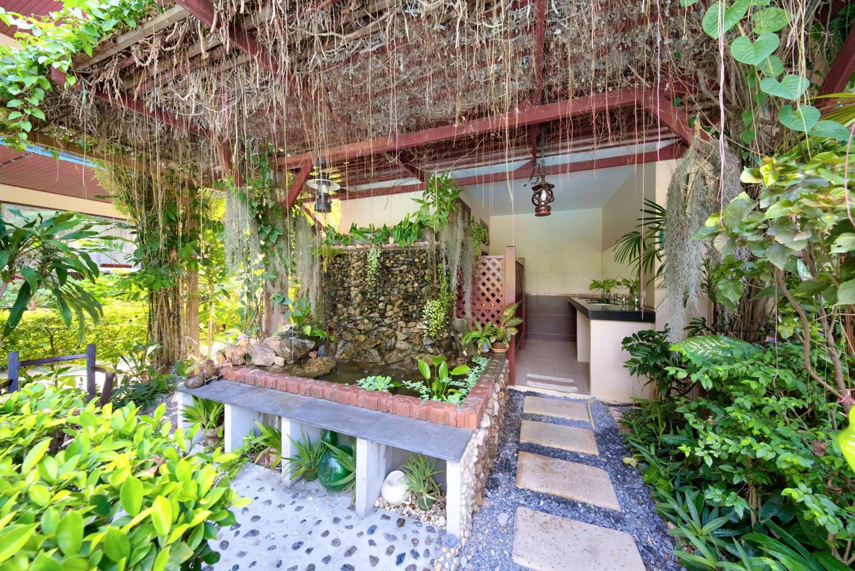 Garden in Aumpai Luxury