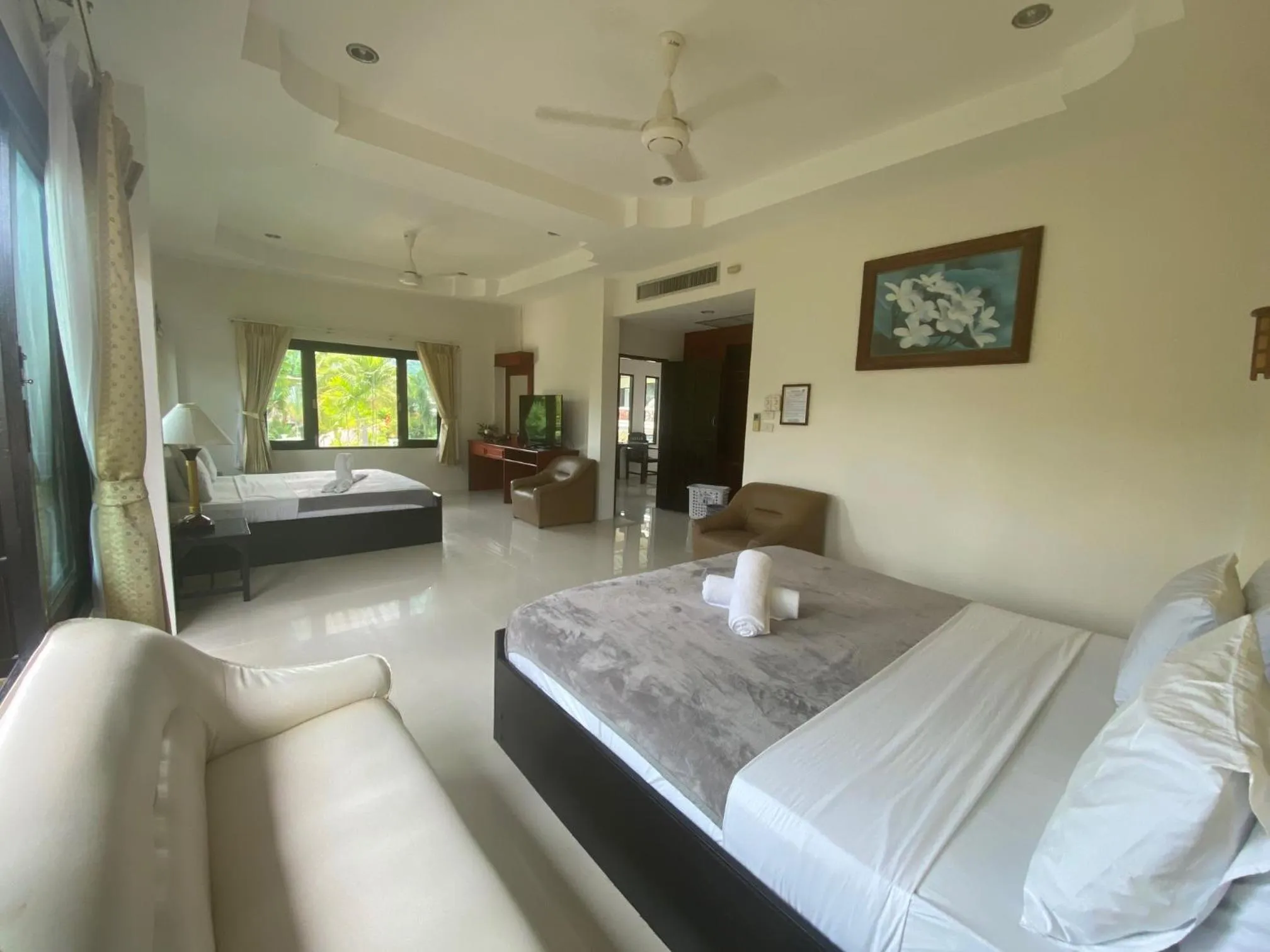 bunk bed, Bed in Aumpai Luxury