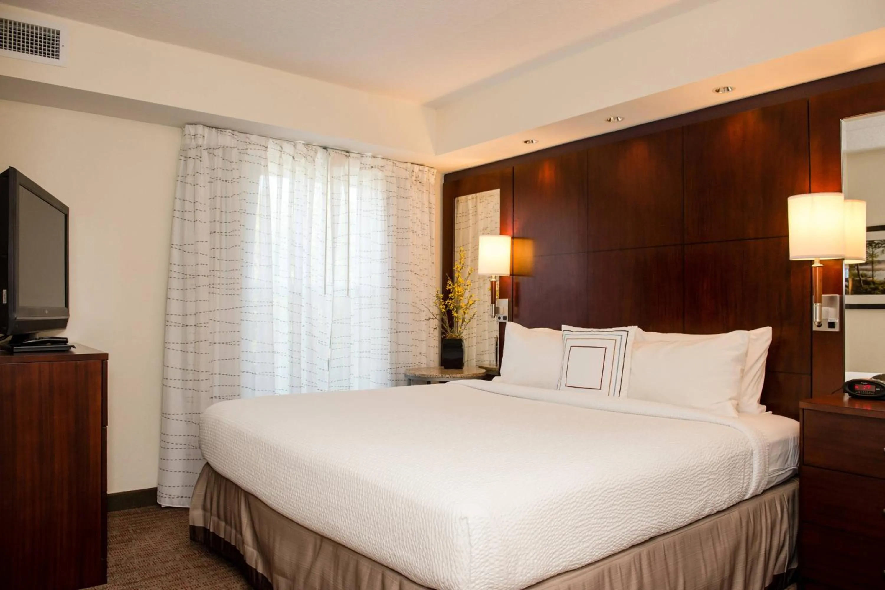 Bedroom, Bed in Residence Inn by Marriott Amelia Island