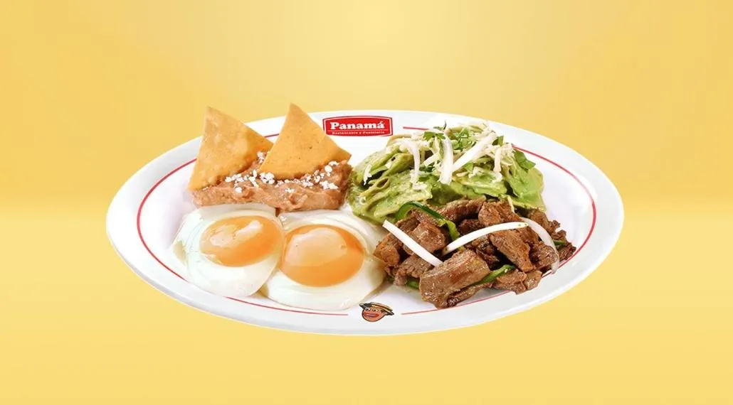 Breakfast in The Palms Resort of Mazatlan