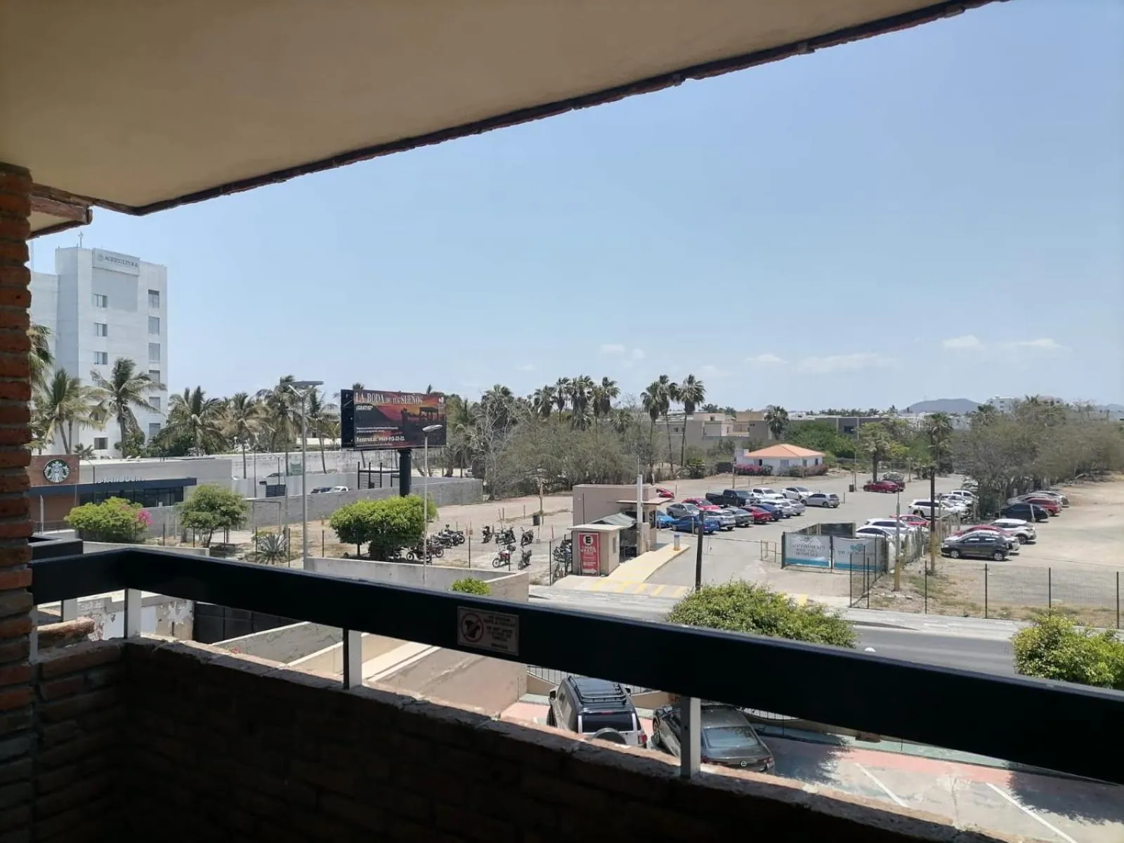 Photo of the whole room in The Palms Resort of Mazatlan