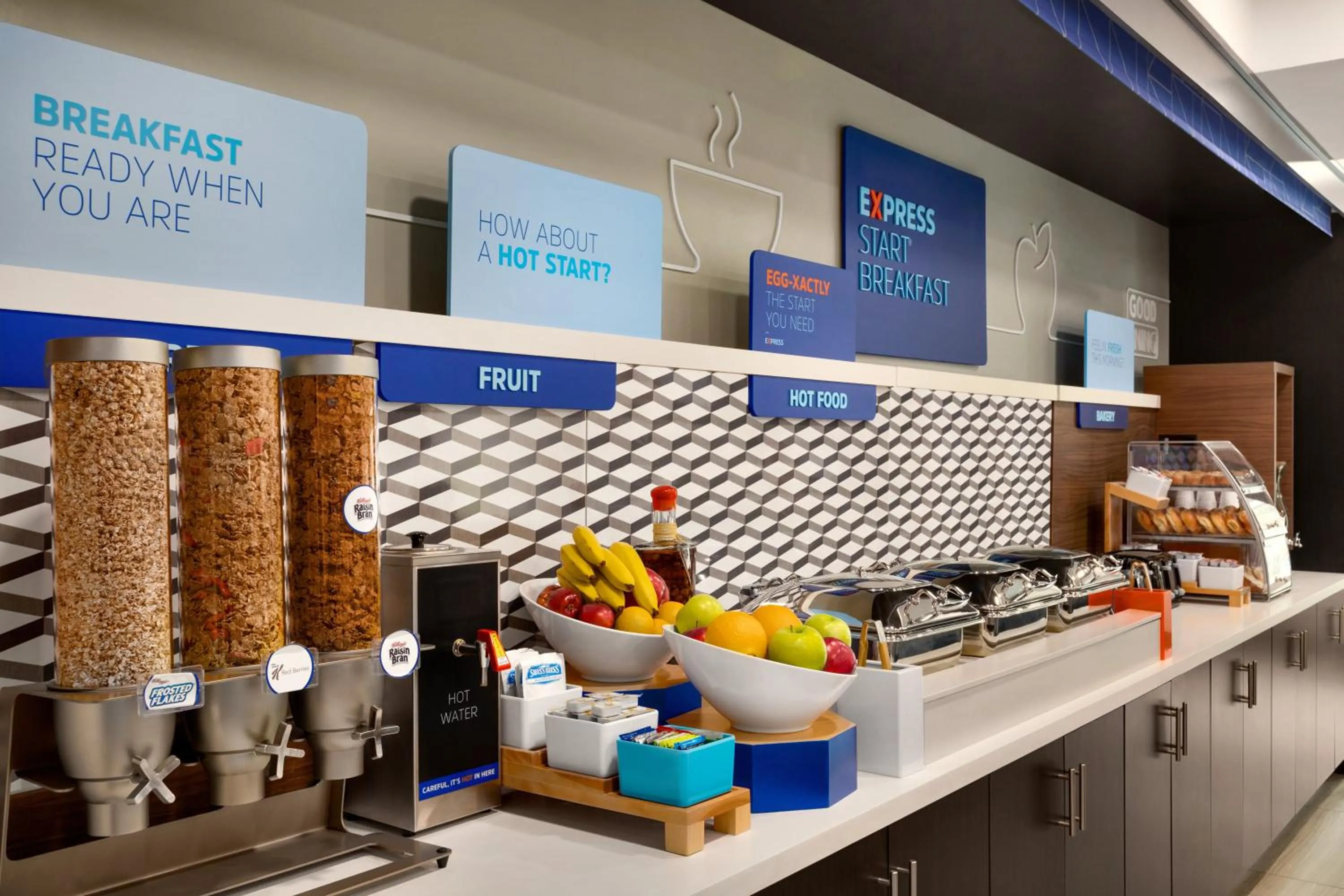 Breakfast in Holiday Inn Express & Suites Pembroke Pines-Sheridan St by IHG