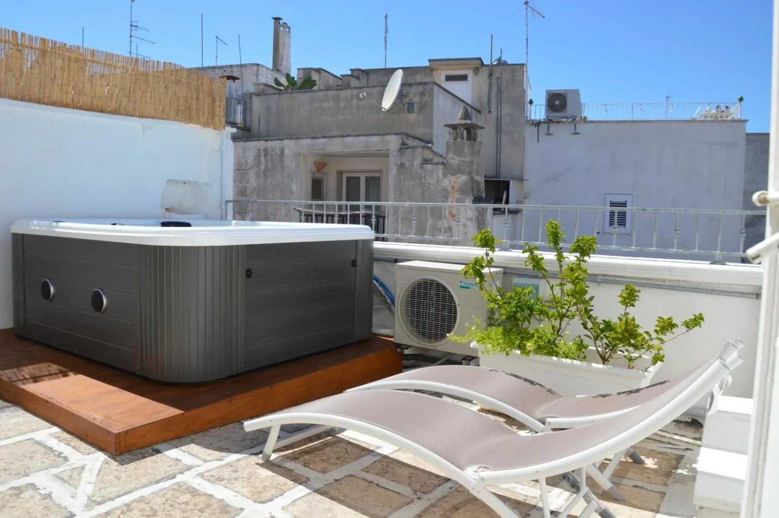 Day in Ostuni 21mq Suite Homes