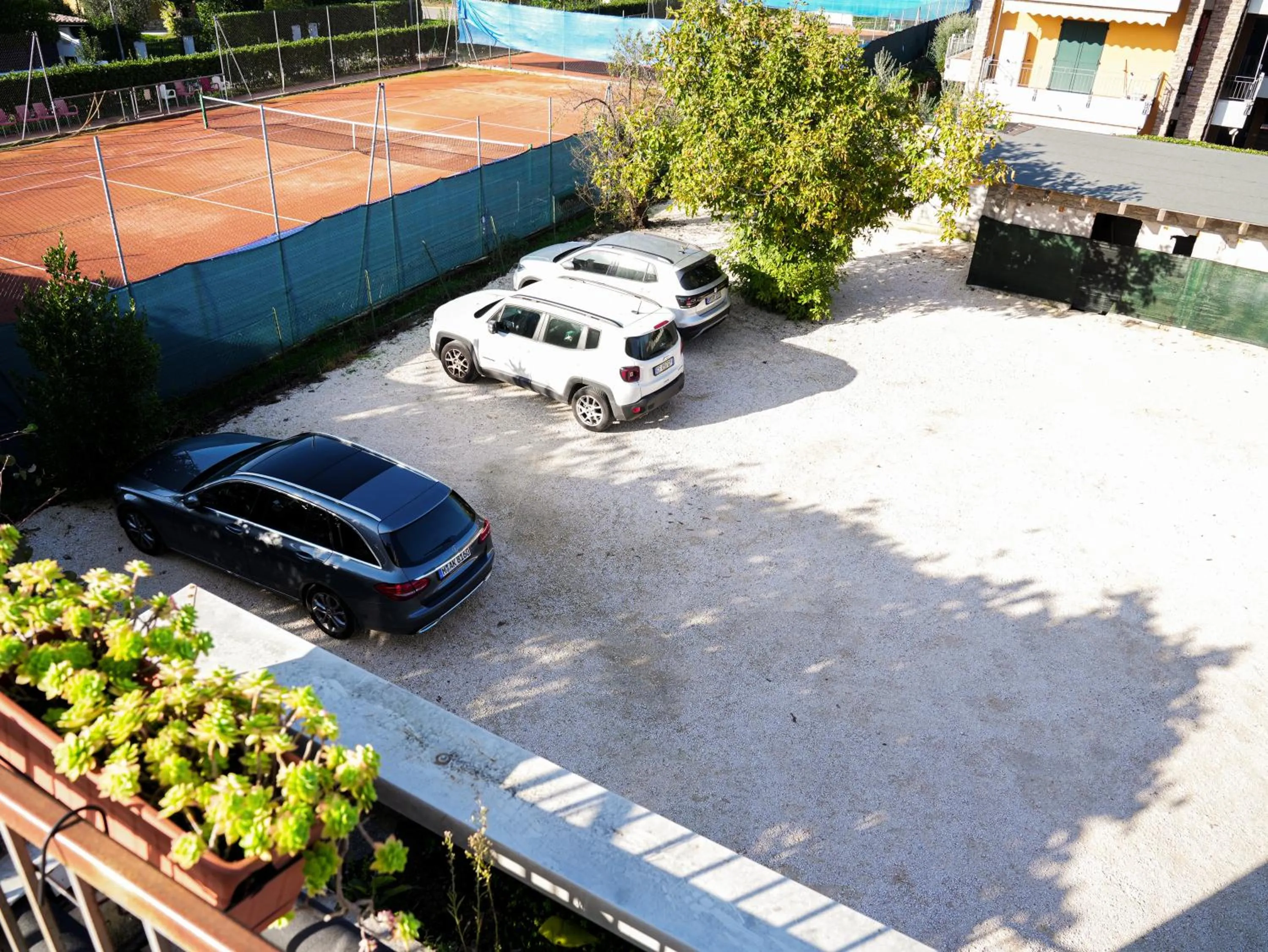 Parking in Best Western Hotel Arya