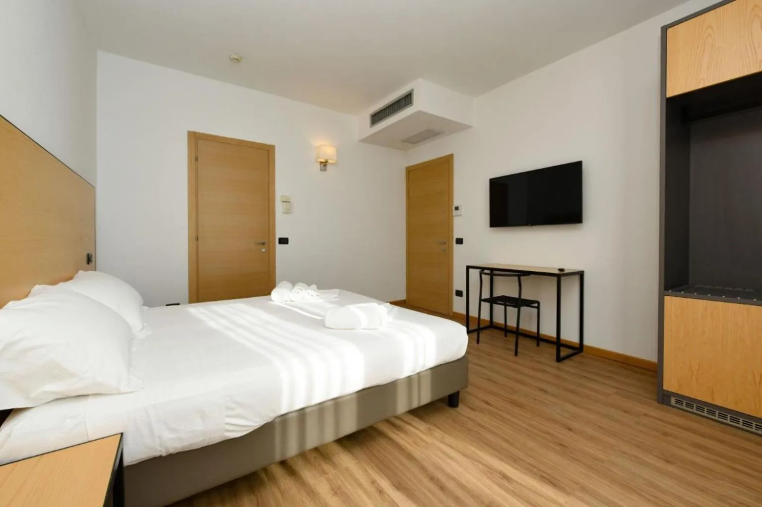 Bedroom, Bed in Best Western Hotel Arya