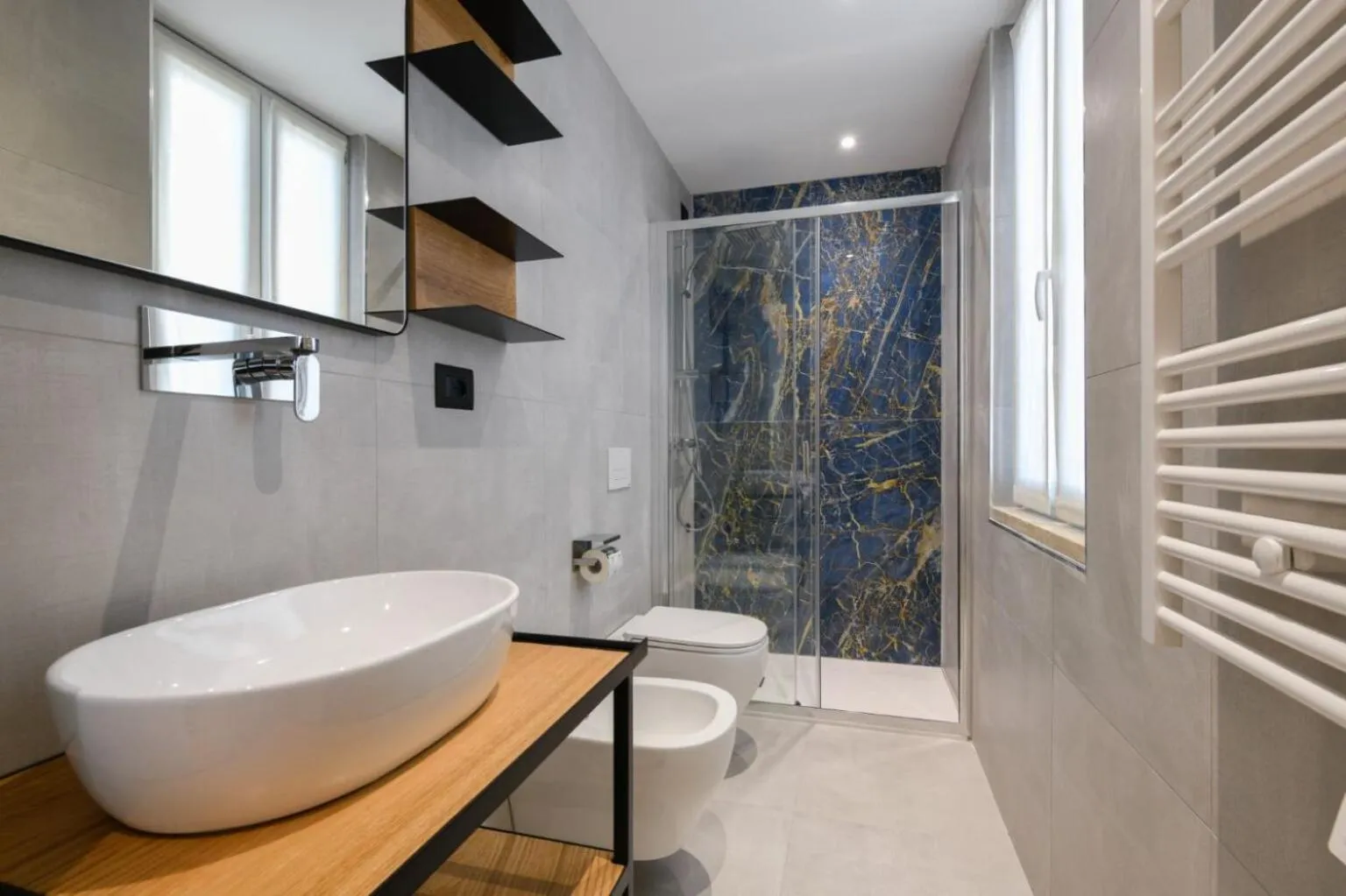 Shower in Best Western Hotel Arya