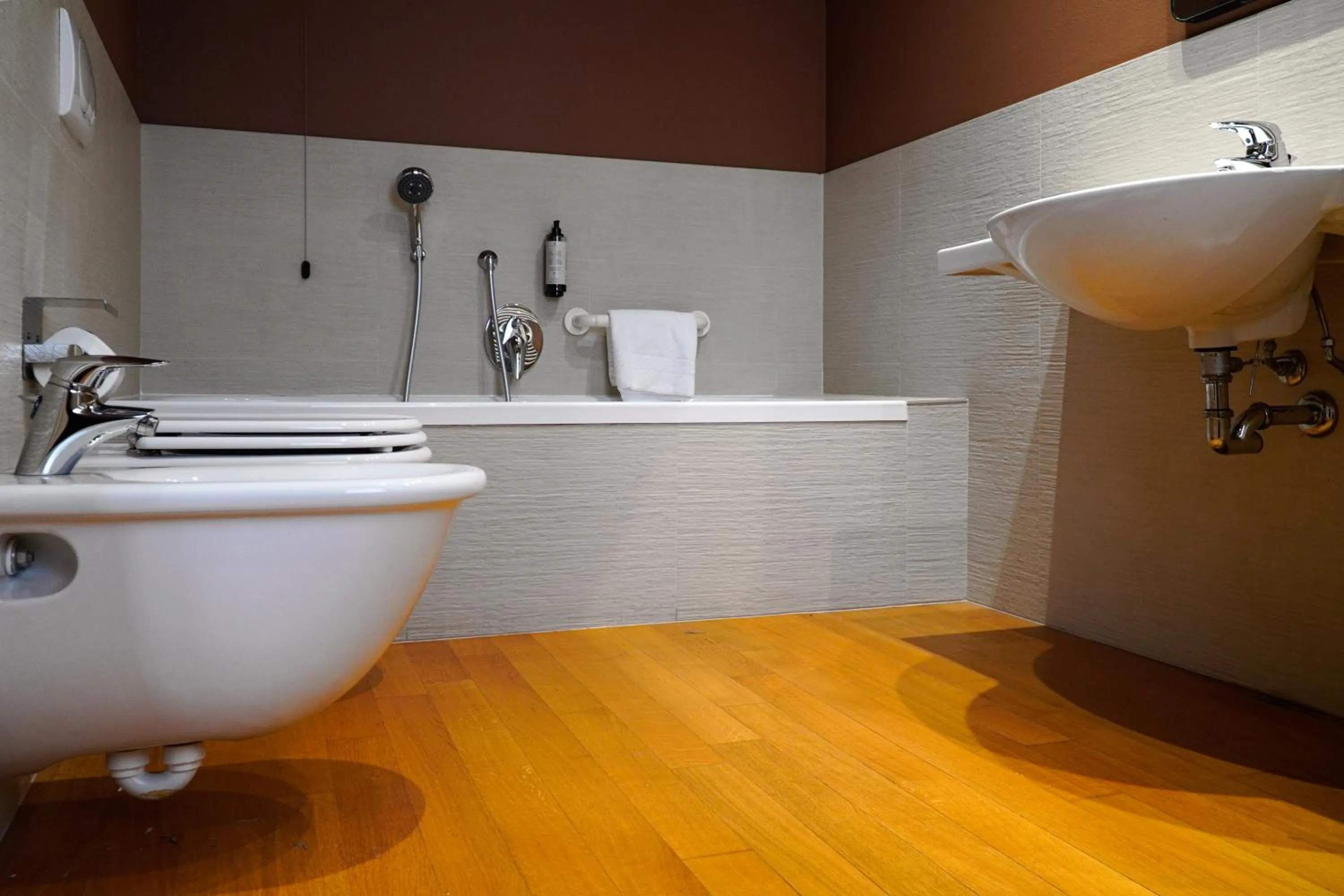 Toilet in Best Western Hotel Arya