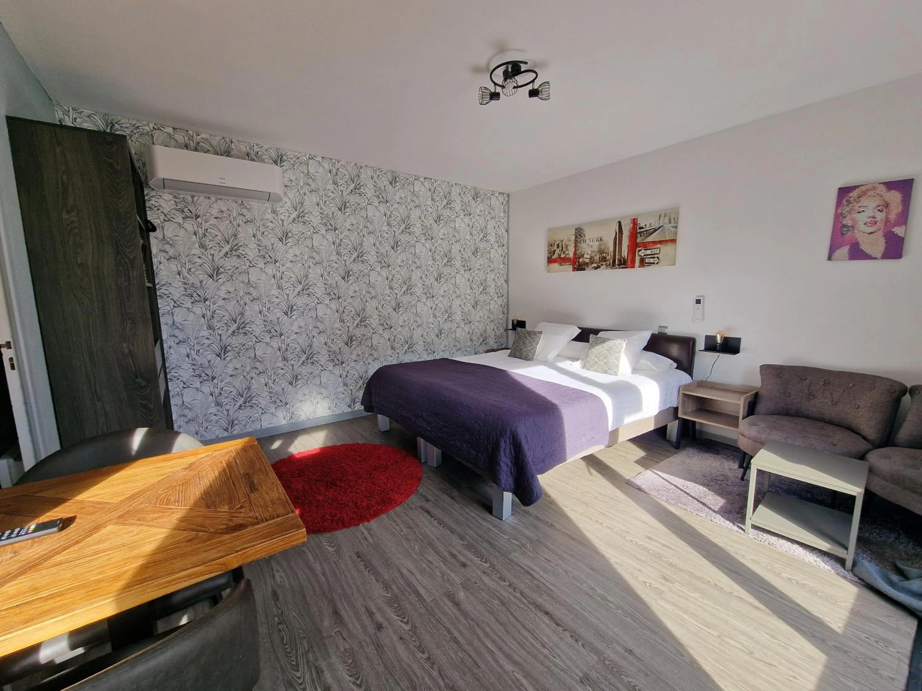 Photo of the whole room, Bed in Les Terrasses de Saumur - Hôtel & Appartements - Restaurant & Spa (Logis)