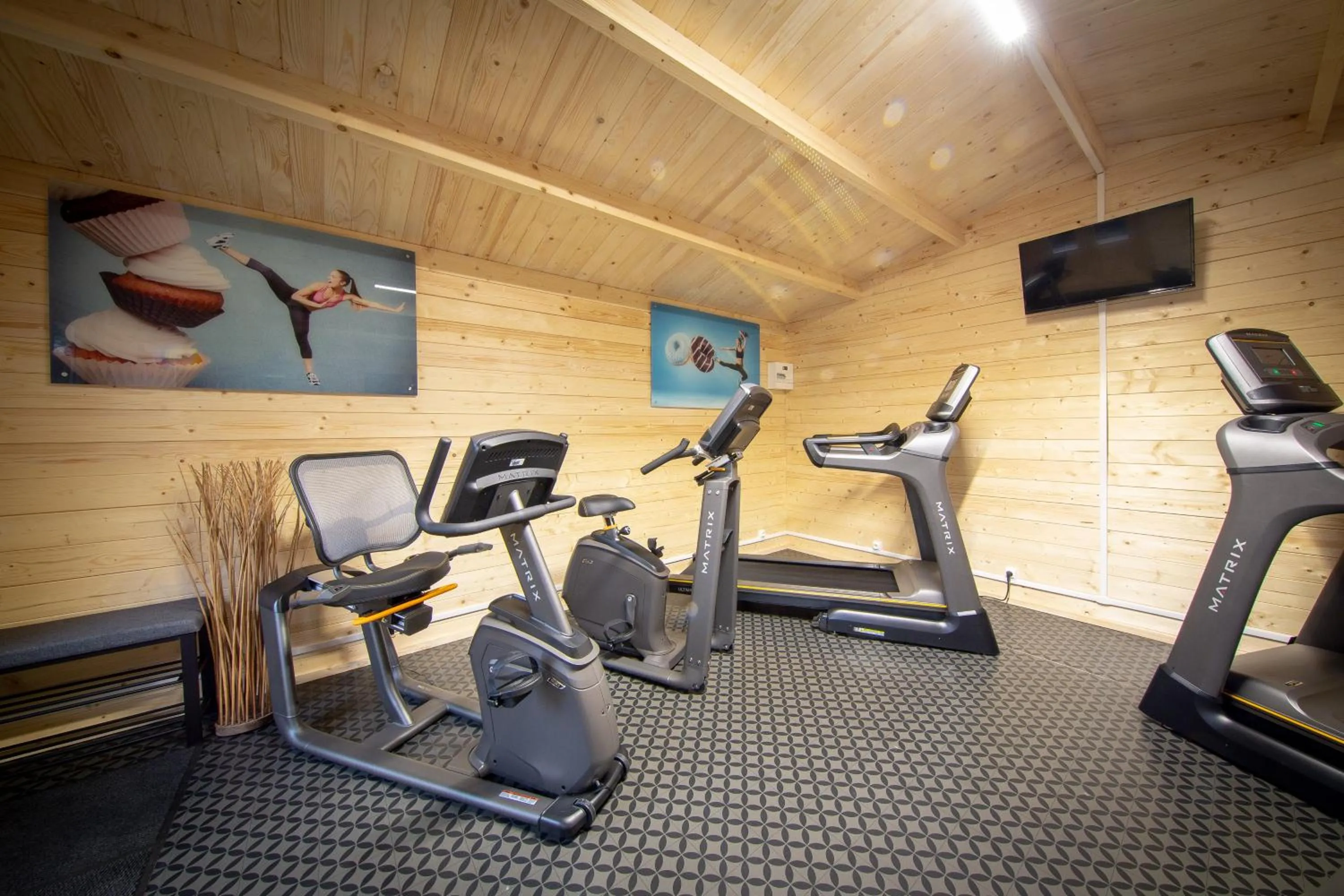 Fitness centre/facilities in Les Terrasses de Saumur - Hôtel & Appartements - Restaurant & Spa (Logis)