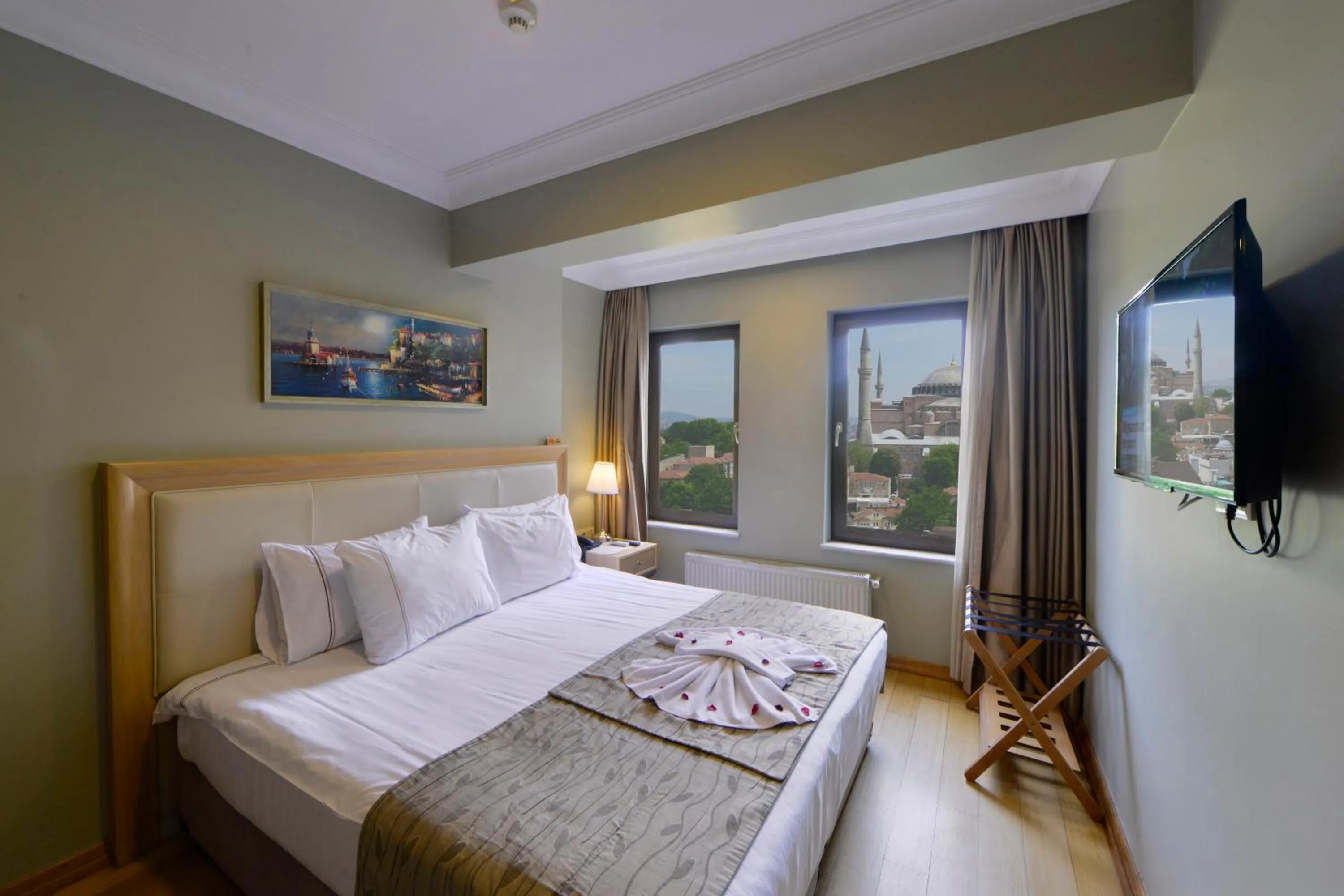 Bed in Agora Life Hotel - Special Class