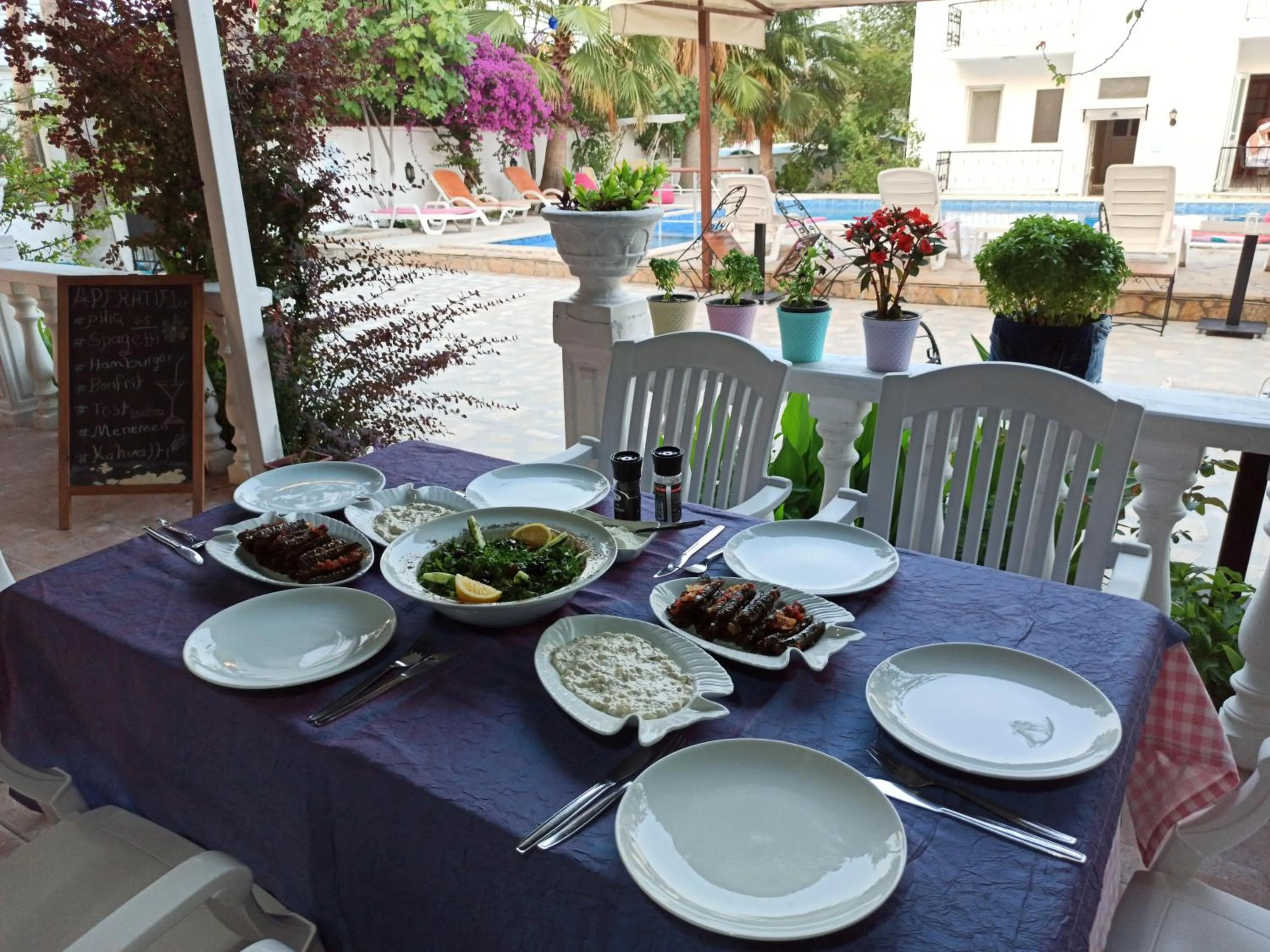 Patio in Işıl Suit Apart Otel