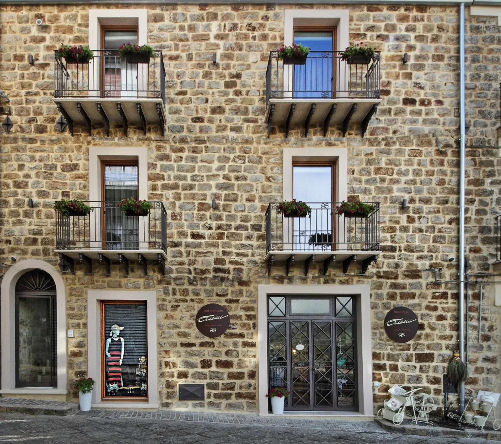 Notti O' Tunn Luxury Rooms in centro Notti O' Tunn Luxury Rooms in centro