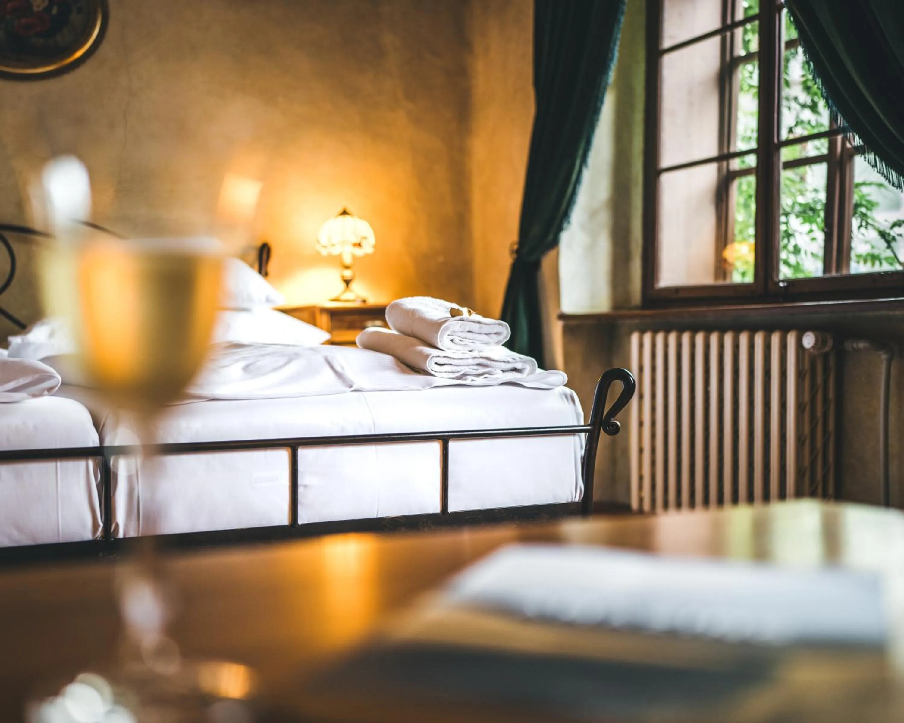 Bed in Alt Straninger