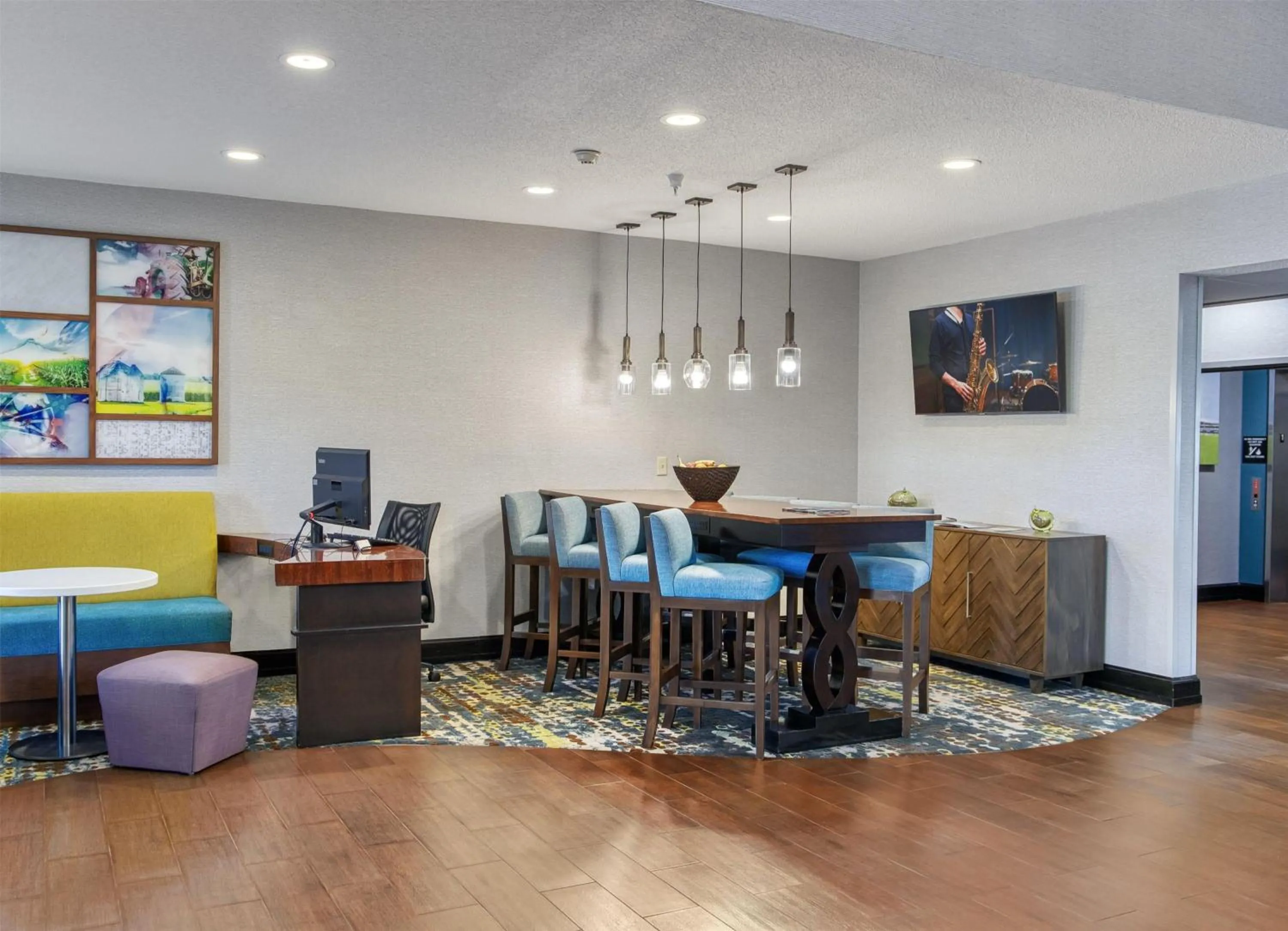 Lobby or reception in Hampton Inn Elkhart