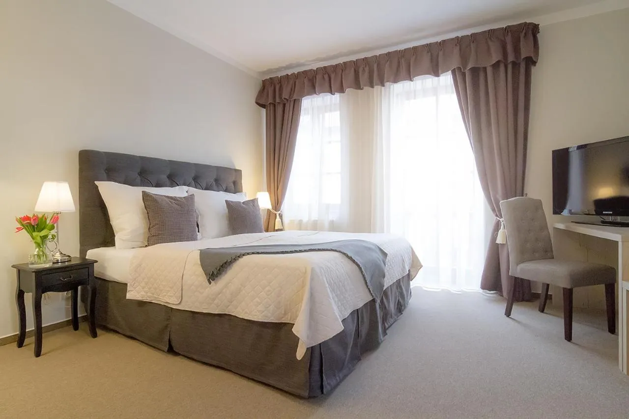 Bed in Boutique Hotel U Solné brány