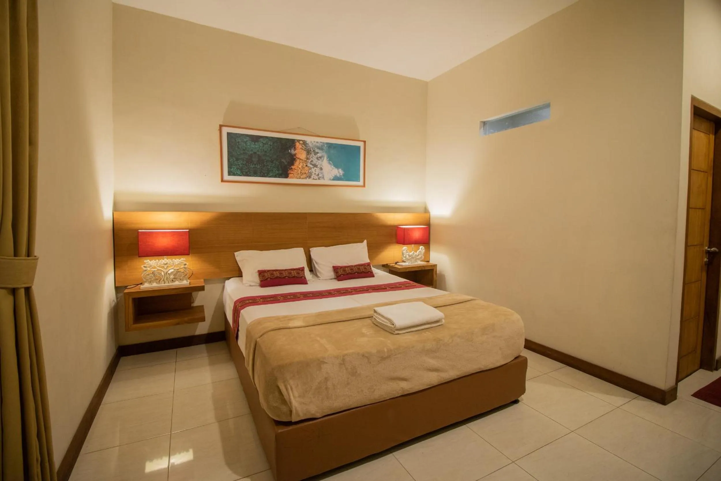 Property building, Bed in Kuta Suci Guesthouse