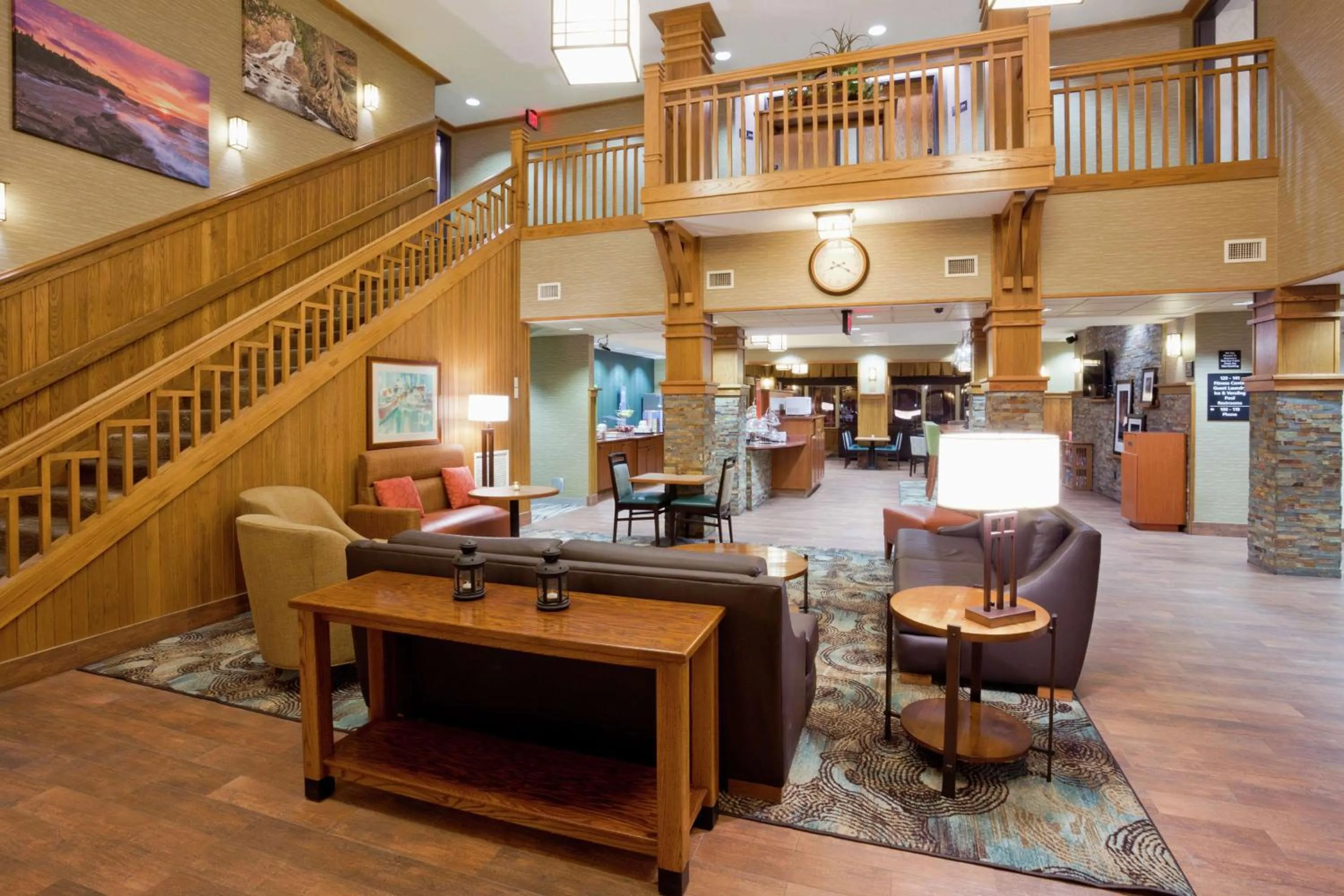 Lobby or reception in Hampton Inn Duluth-Canal Park