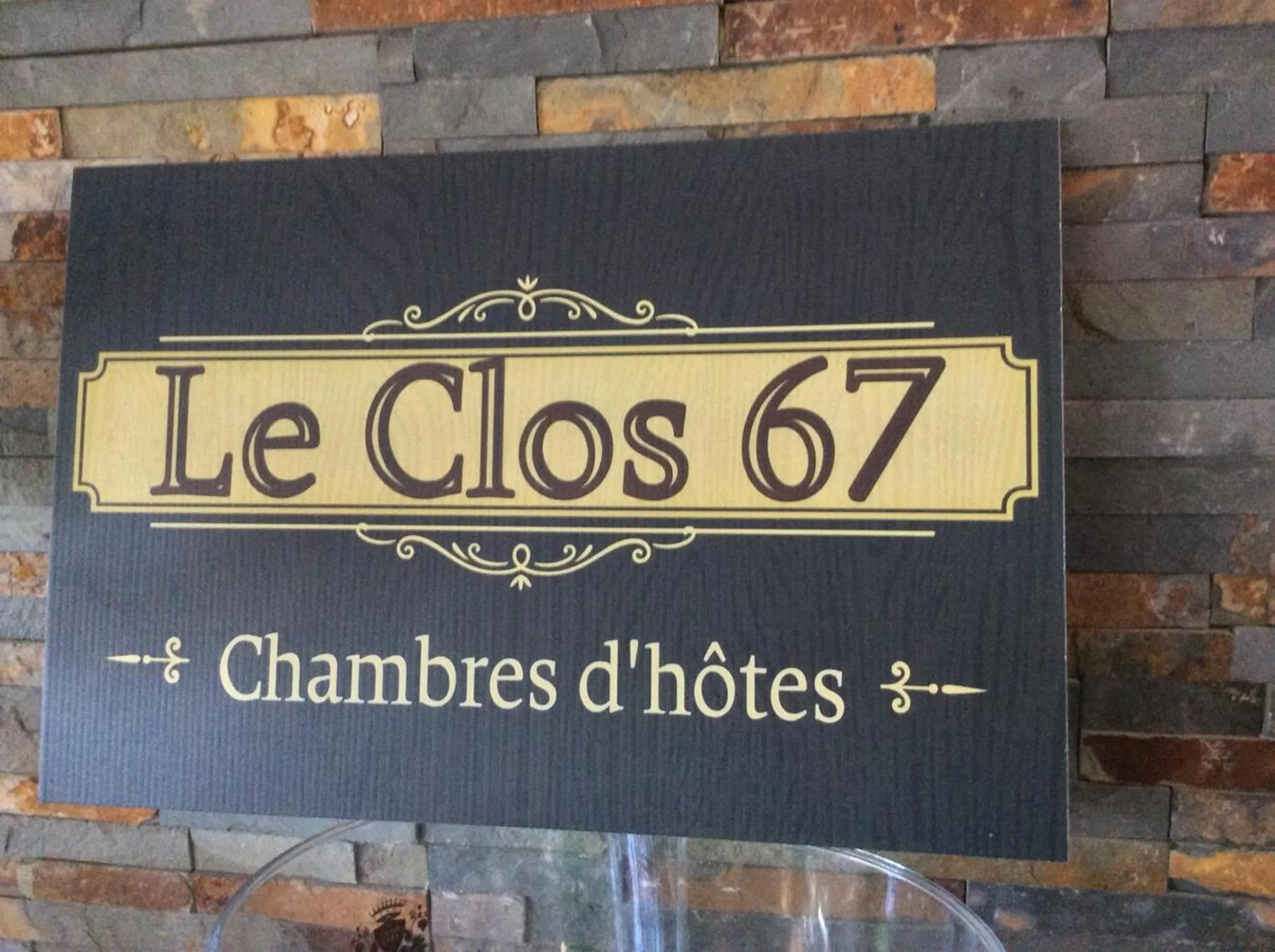 Decorative detail in Chambre d'hôtes Le Clos 67