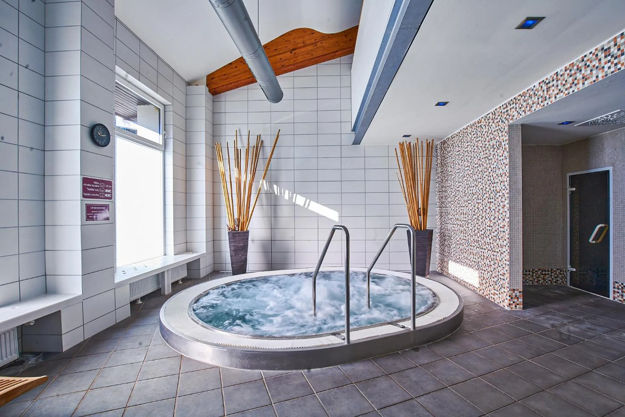 Hot Tub in Hotel Stupka