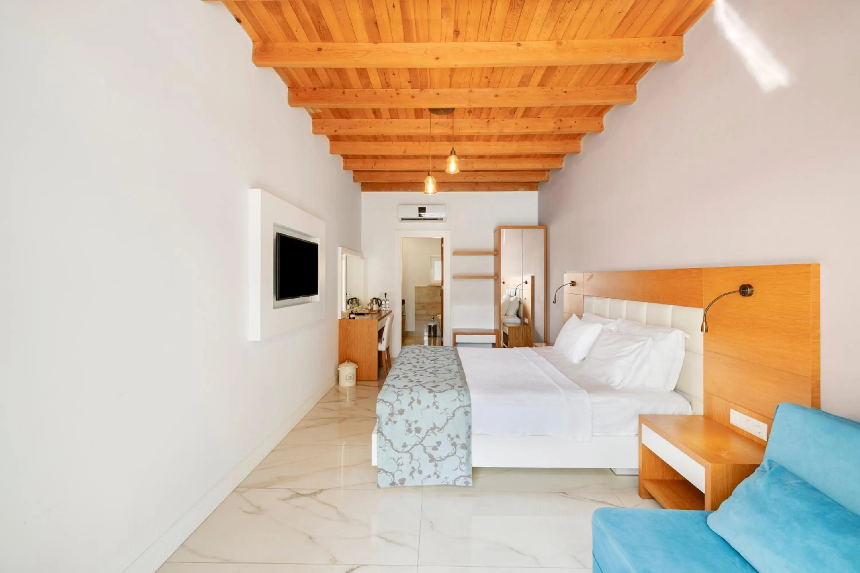 Bed in Blanca Beach Hotel