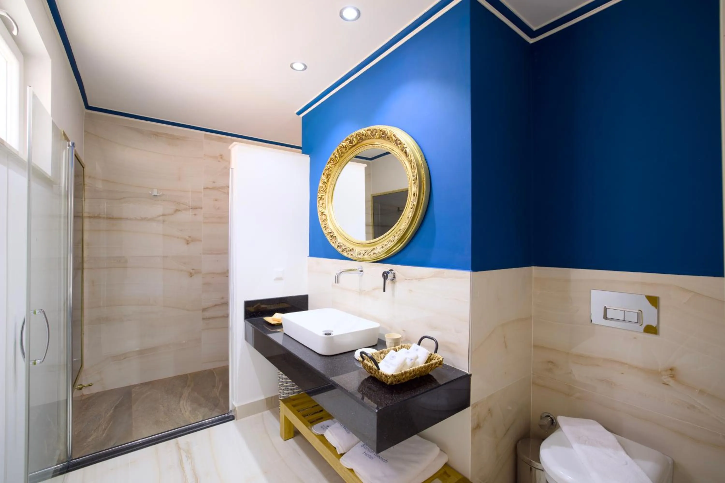 Toilet in Blanca Beach Hotel