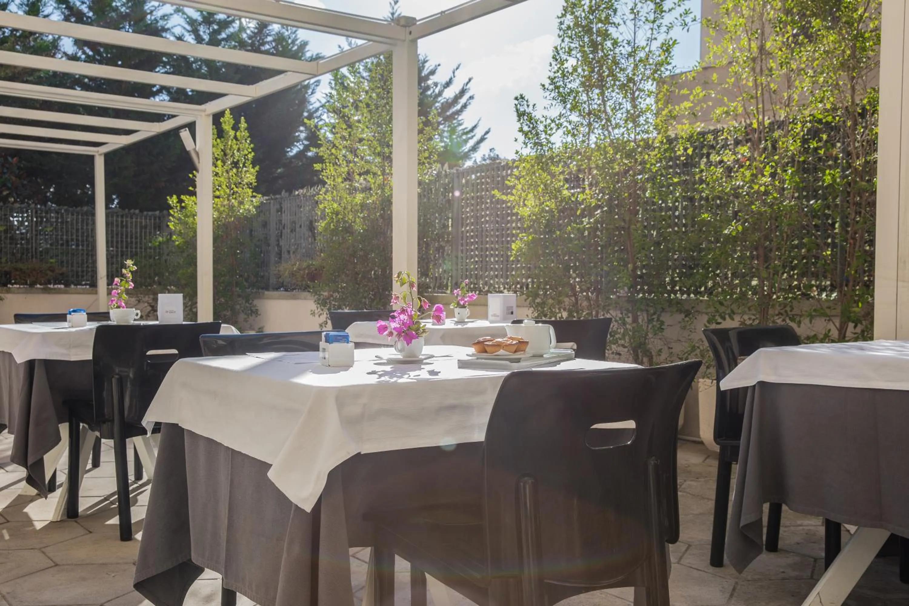 Restaurant/Places to Eat in Hotel Zenit Salento