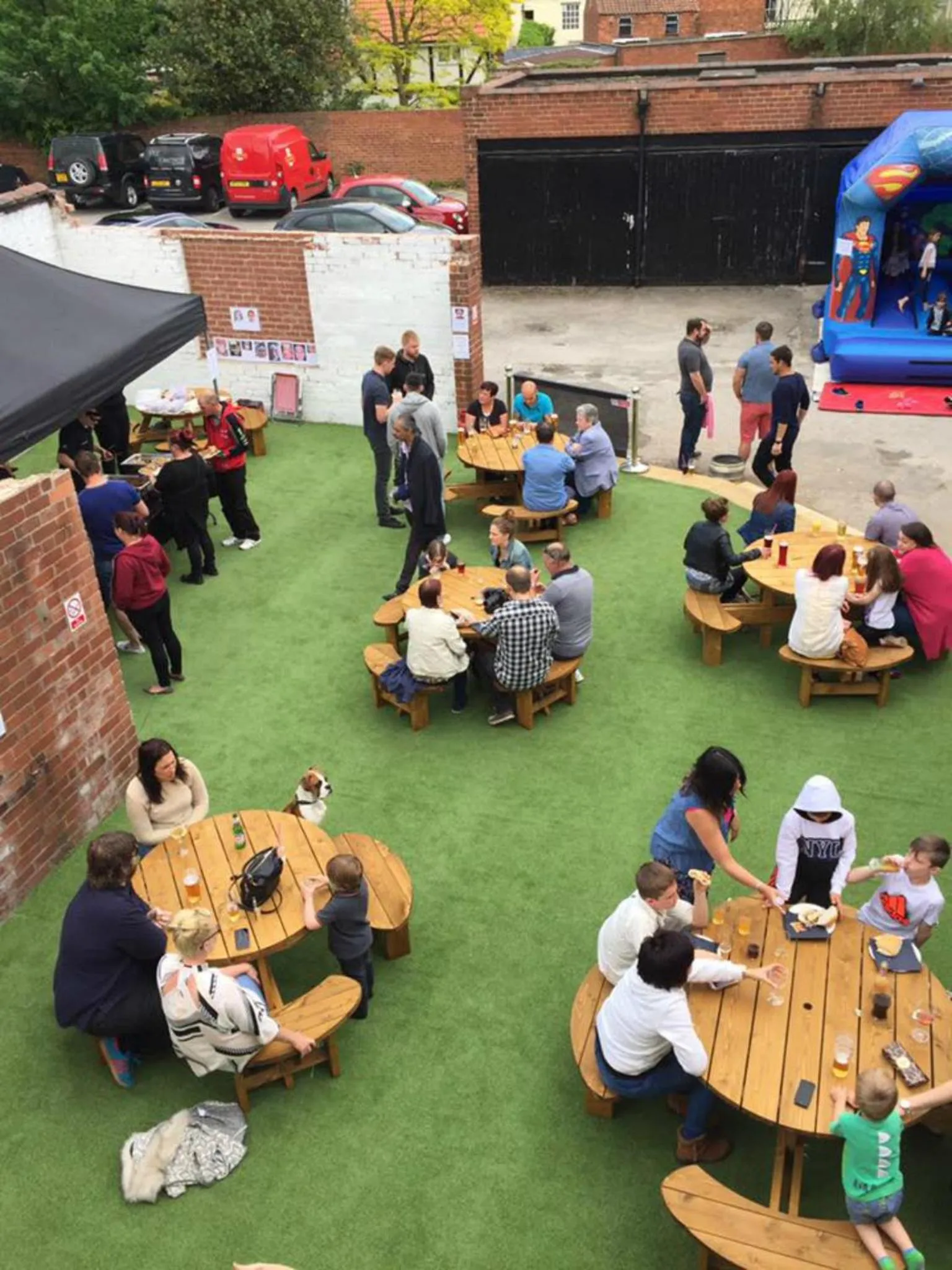Garden in INGRAM ARMS HOTEL, HATFIELD