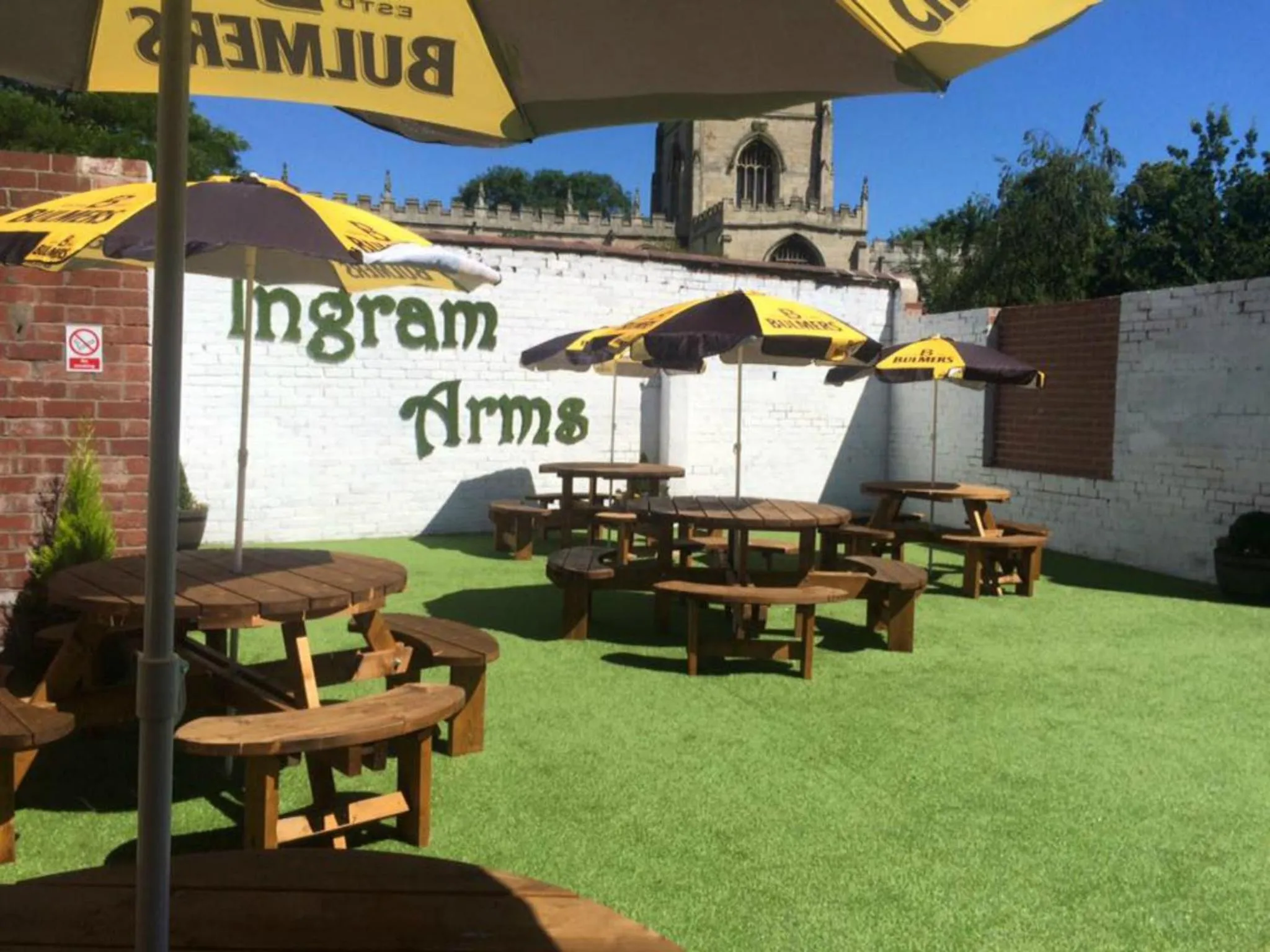 Garden in INGRAM ARMS HOTEL, HATFIELD