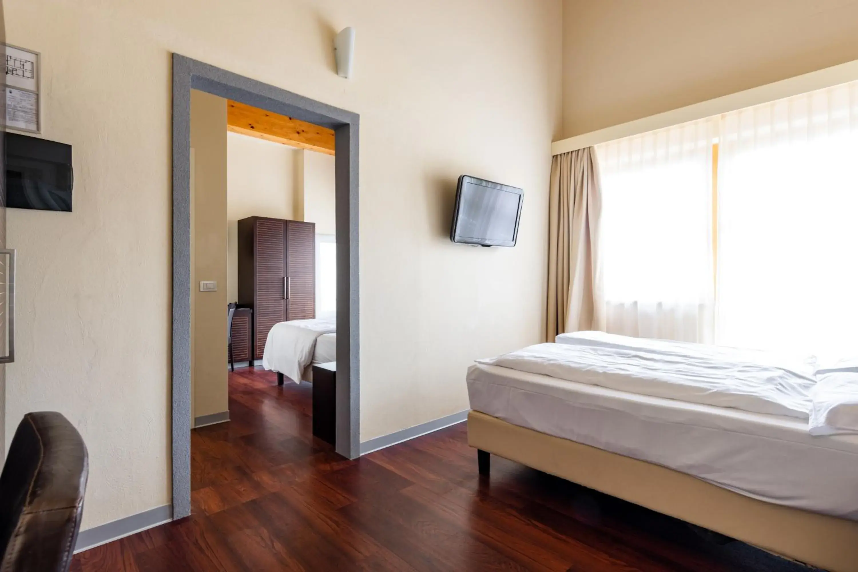 Two Connecting Double Rooms in Hotel Norge Two Connecting Double Rooms in Hotel Norge