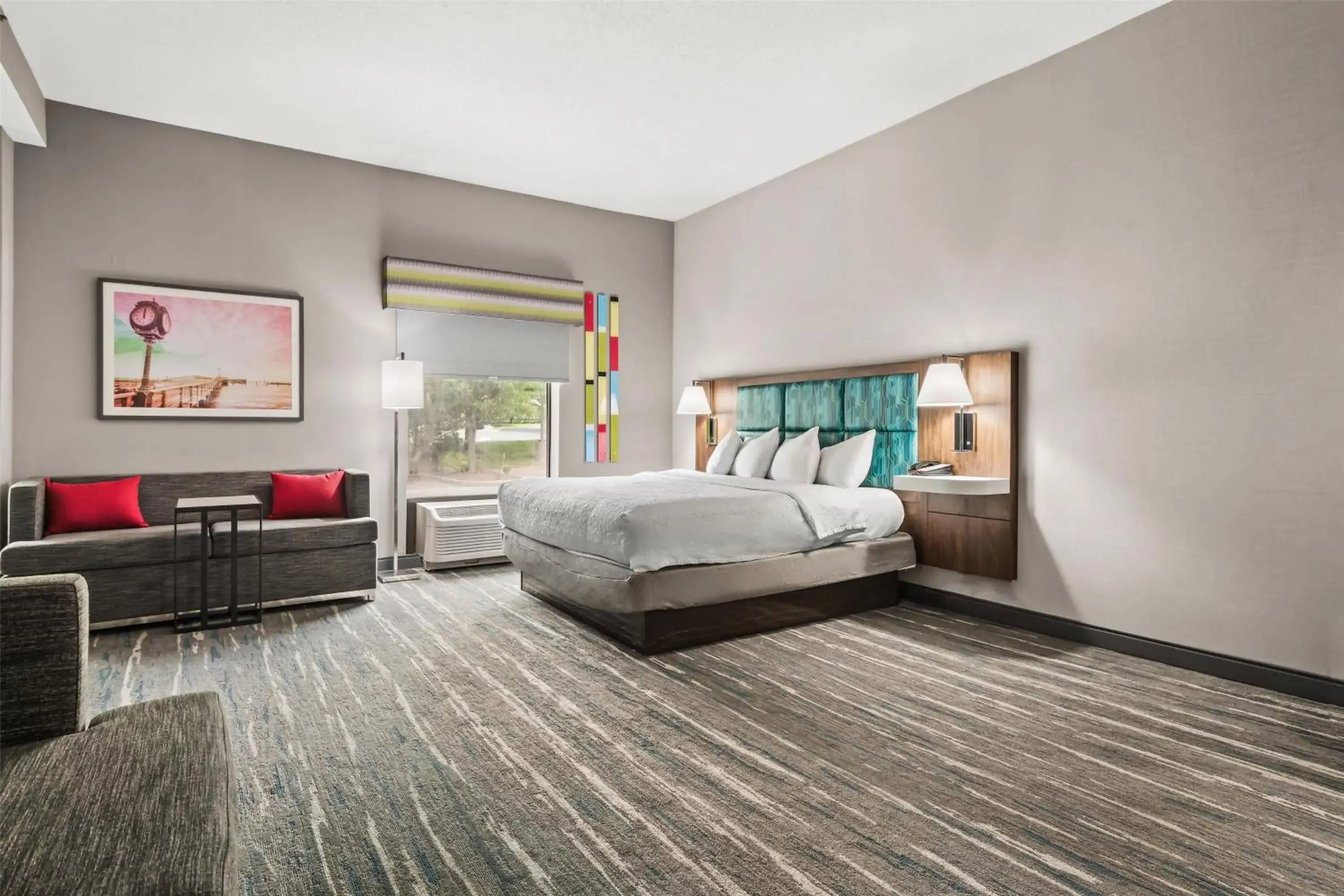 One-Bedroom King Suite - Non-Smoking in Hampton Inn Elkton One-Bedroom King Suite - Non-Smoking in Hampton Inn Elkton