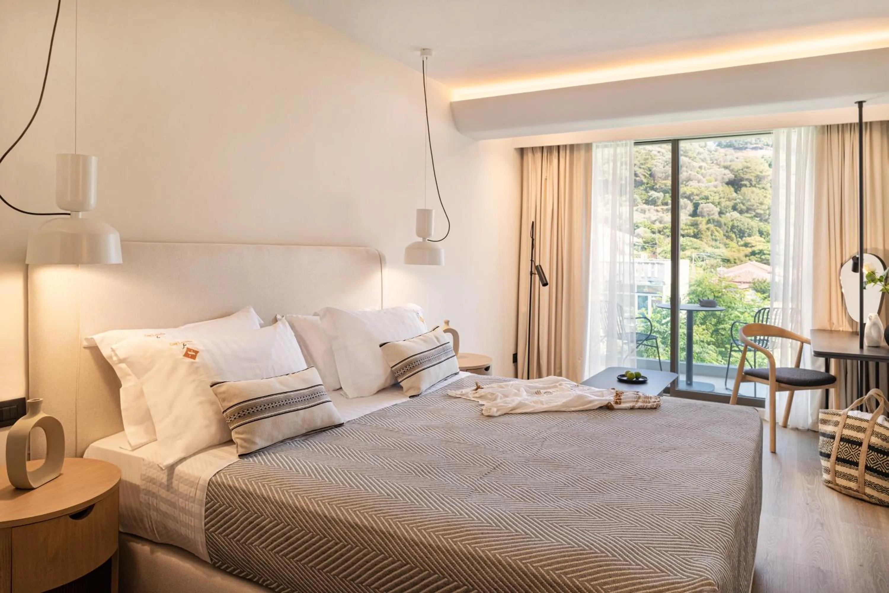 Bed in Erato by Samian Mare