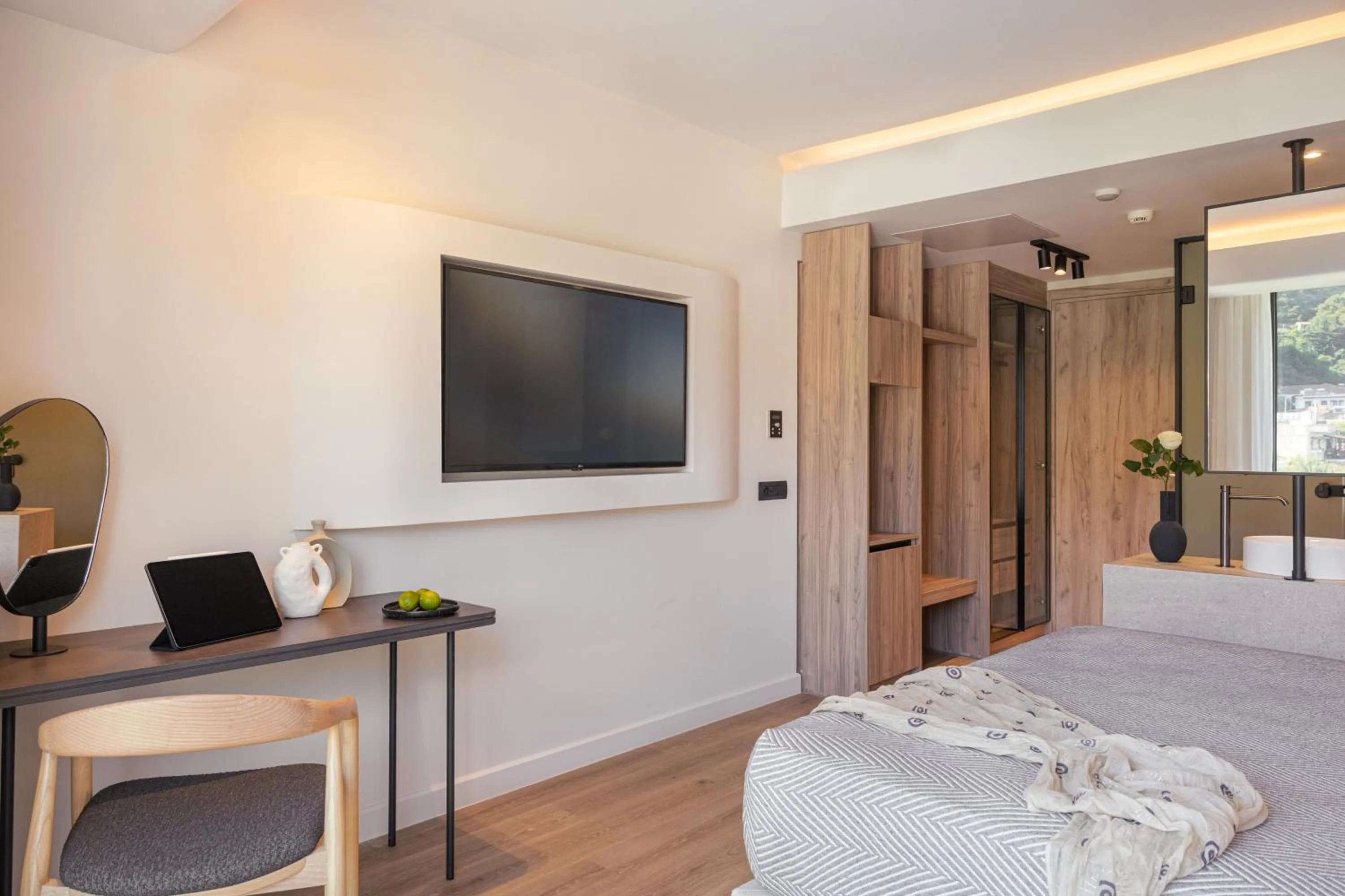 Bathroom, Bed in Erato by Samian Mare