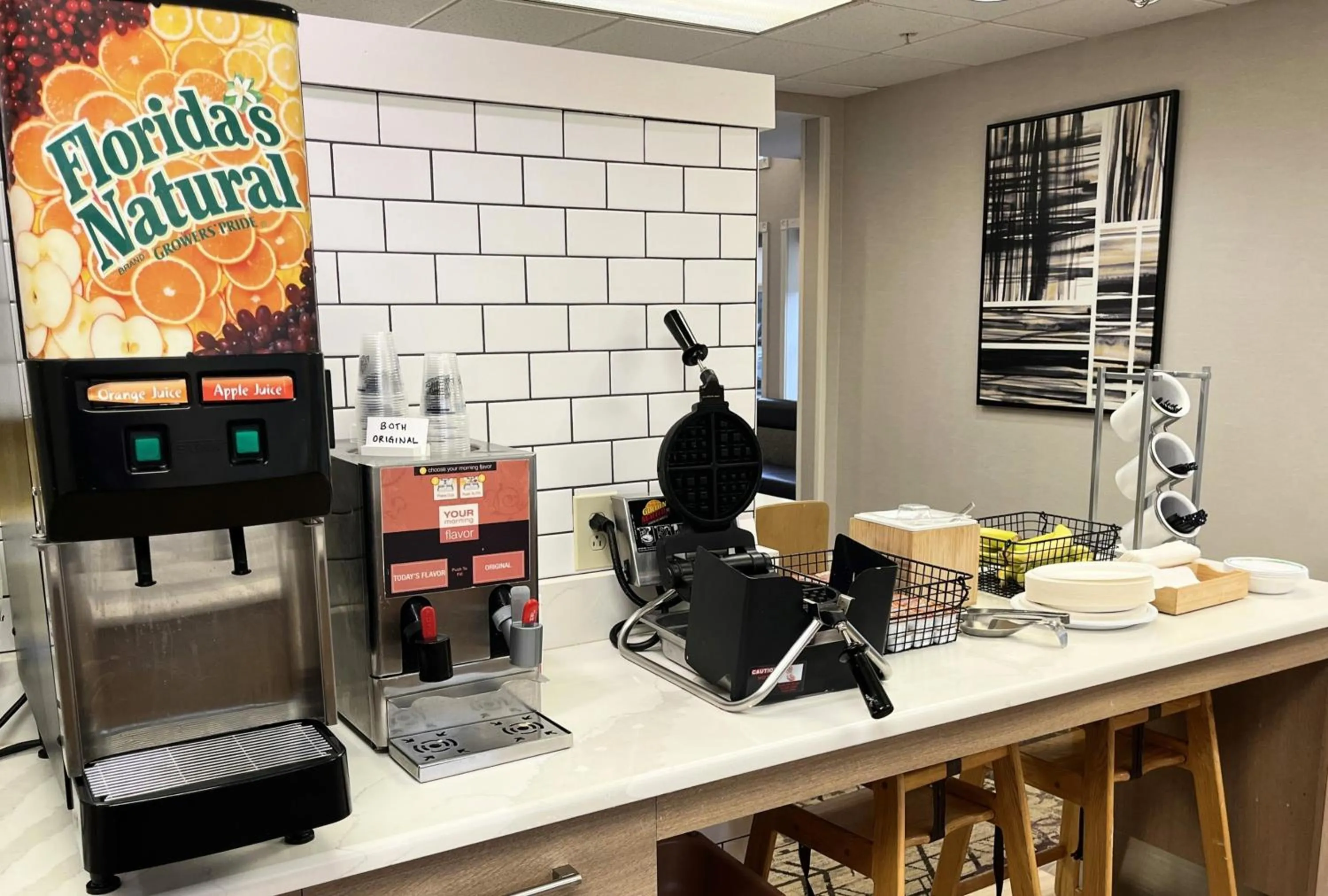 Breakfast in Residence Inn by Marriott Buffalo Galleria Mall