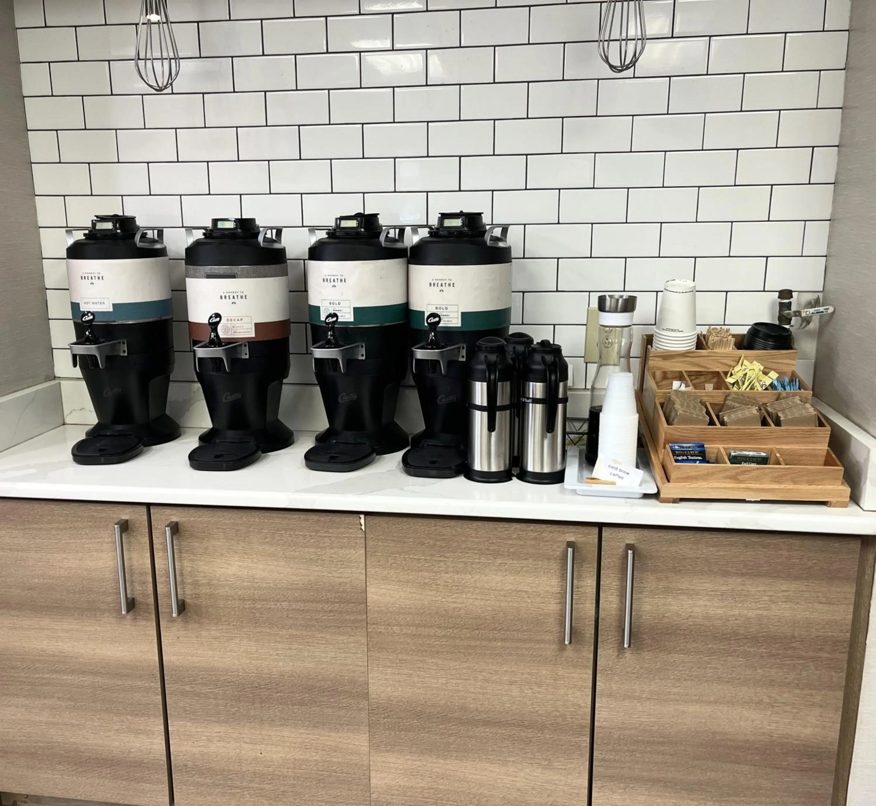 Coffee/tea facilities in Residence Inn by Marriott Buffalo Galleria Mall