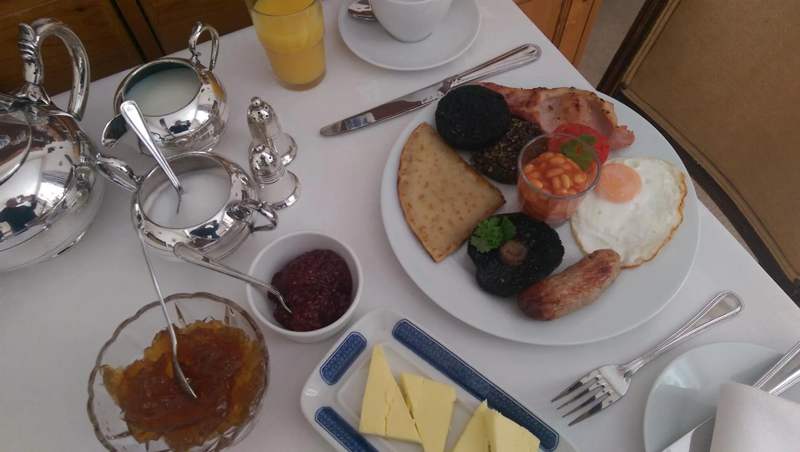 Breakfast in Lochinver Guesthouse