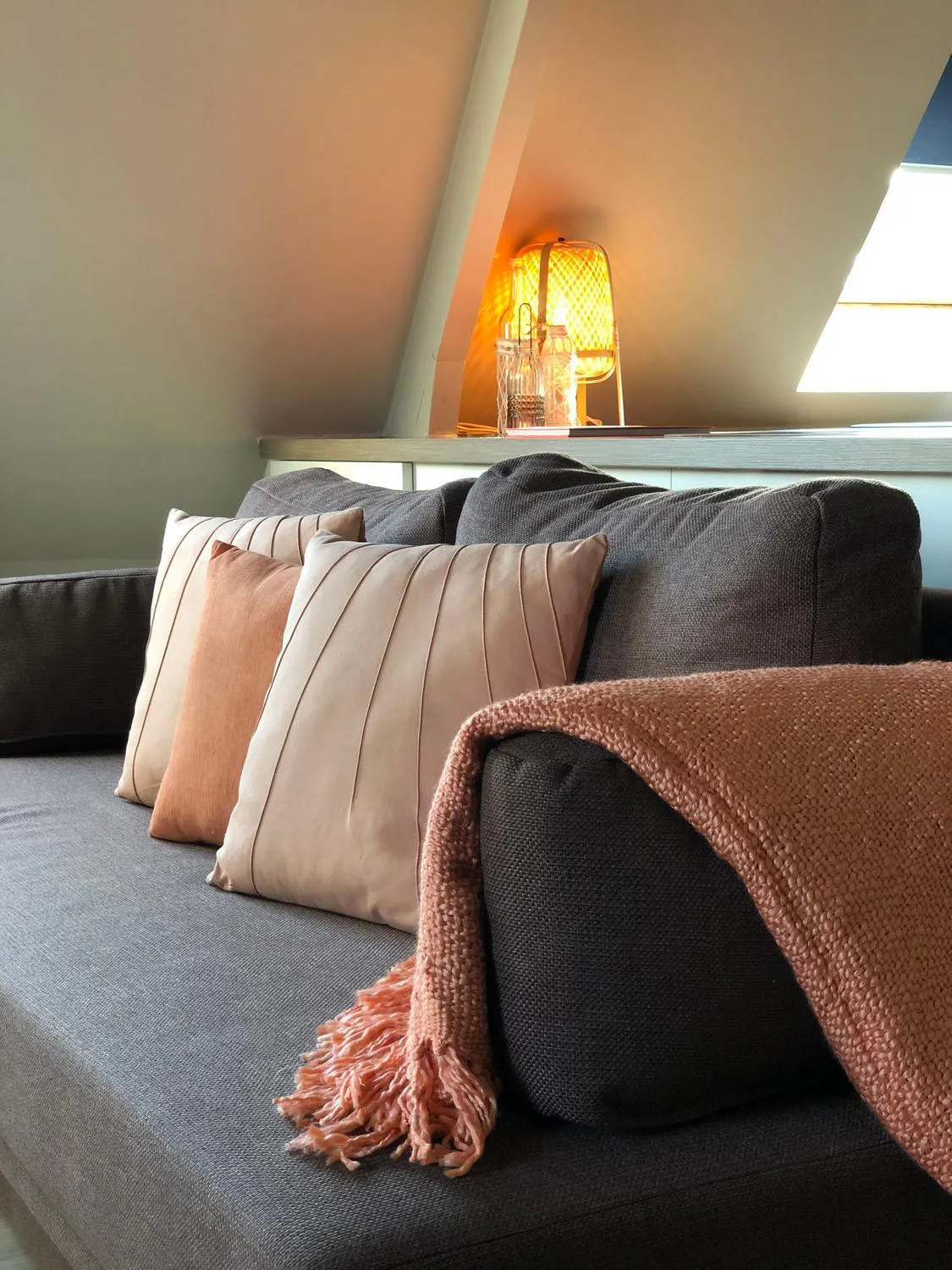 Living room, Bed in Jeanne