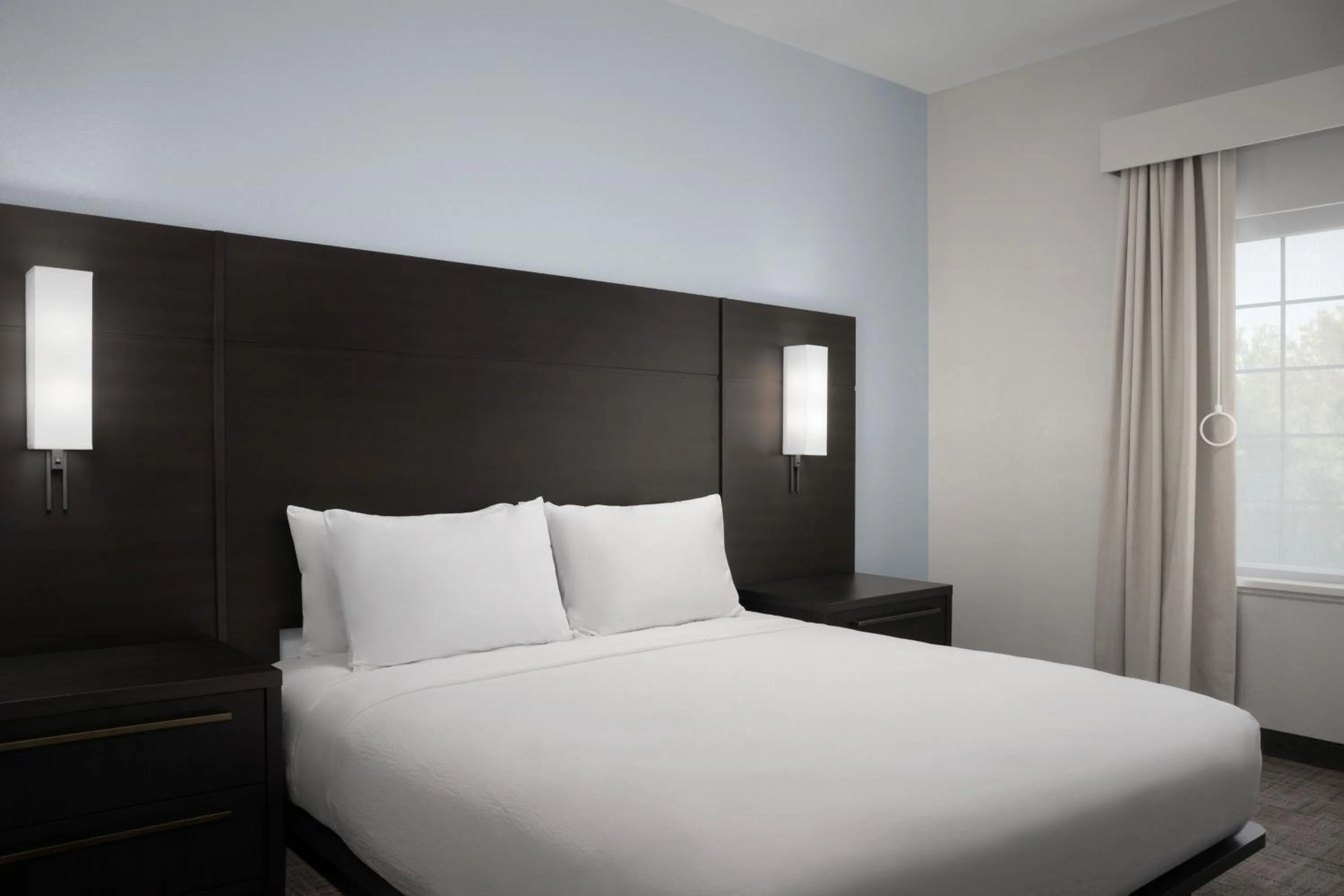 Bedroom, Bed in Residence Inn by Marriott BWI Airport